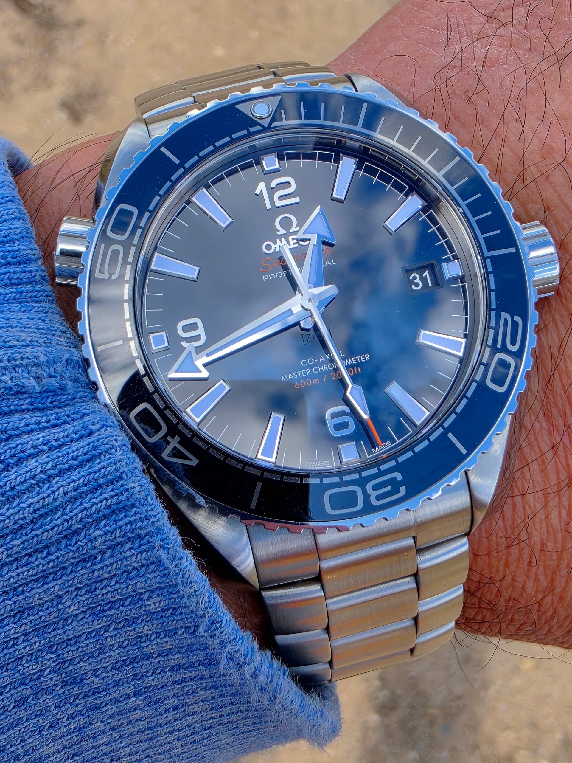 Omega wristshot 9
