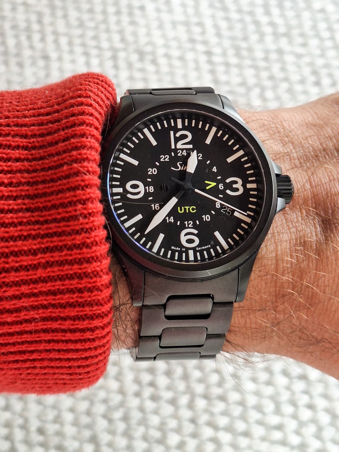 Sinn wristshot 4