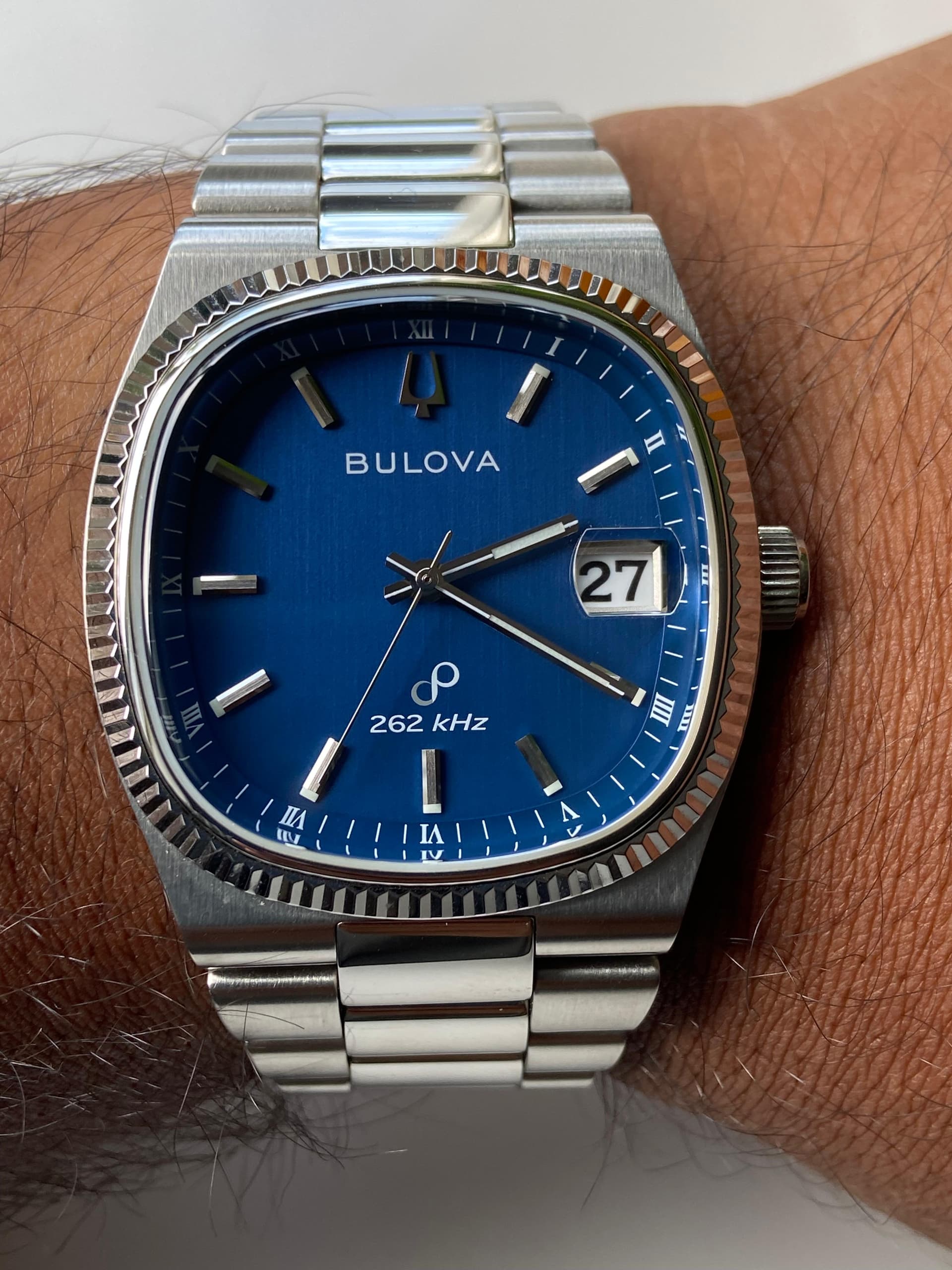 Bulova wristshot 7
