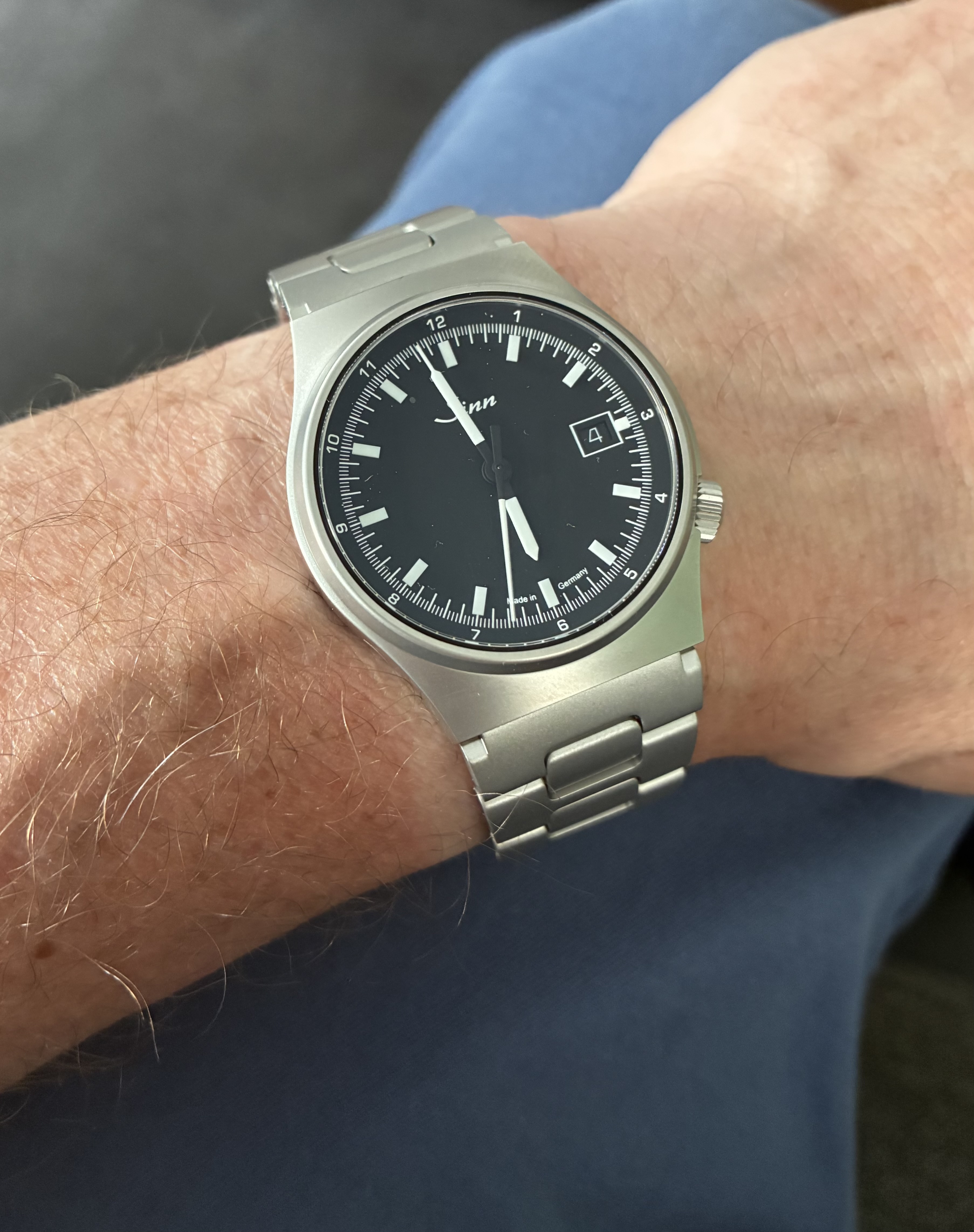 Sinn wristshot 40