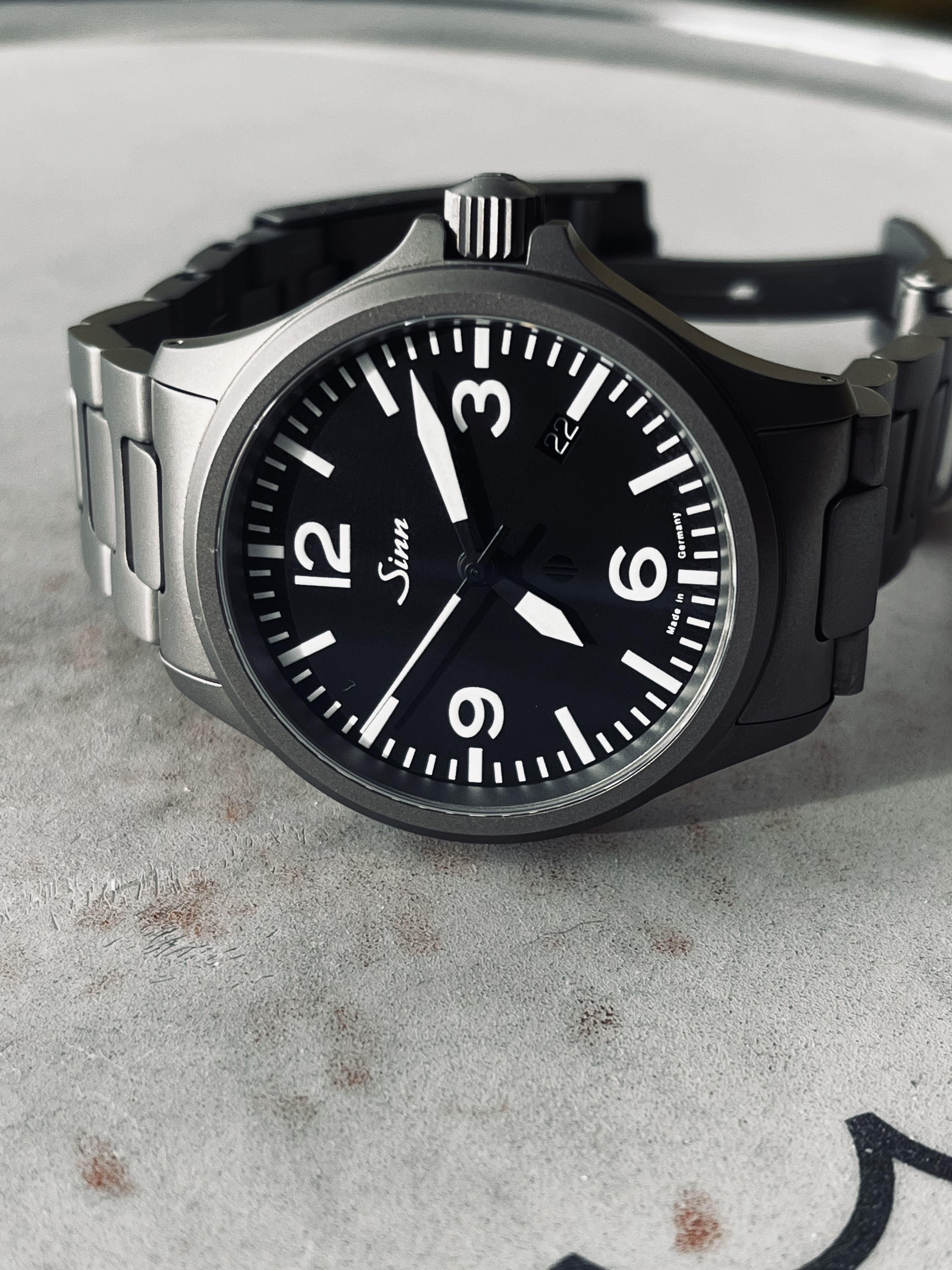 Sinn wristshot 22