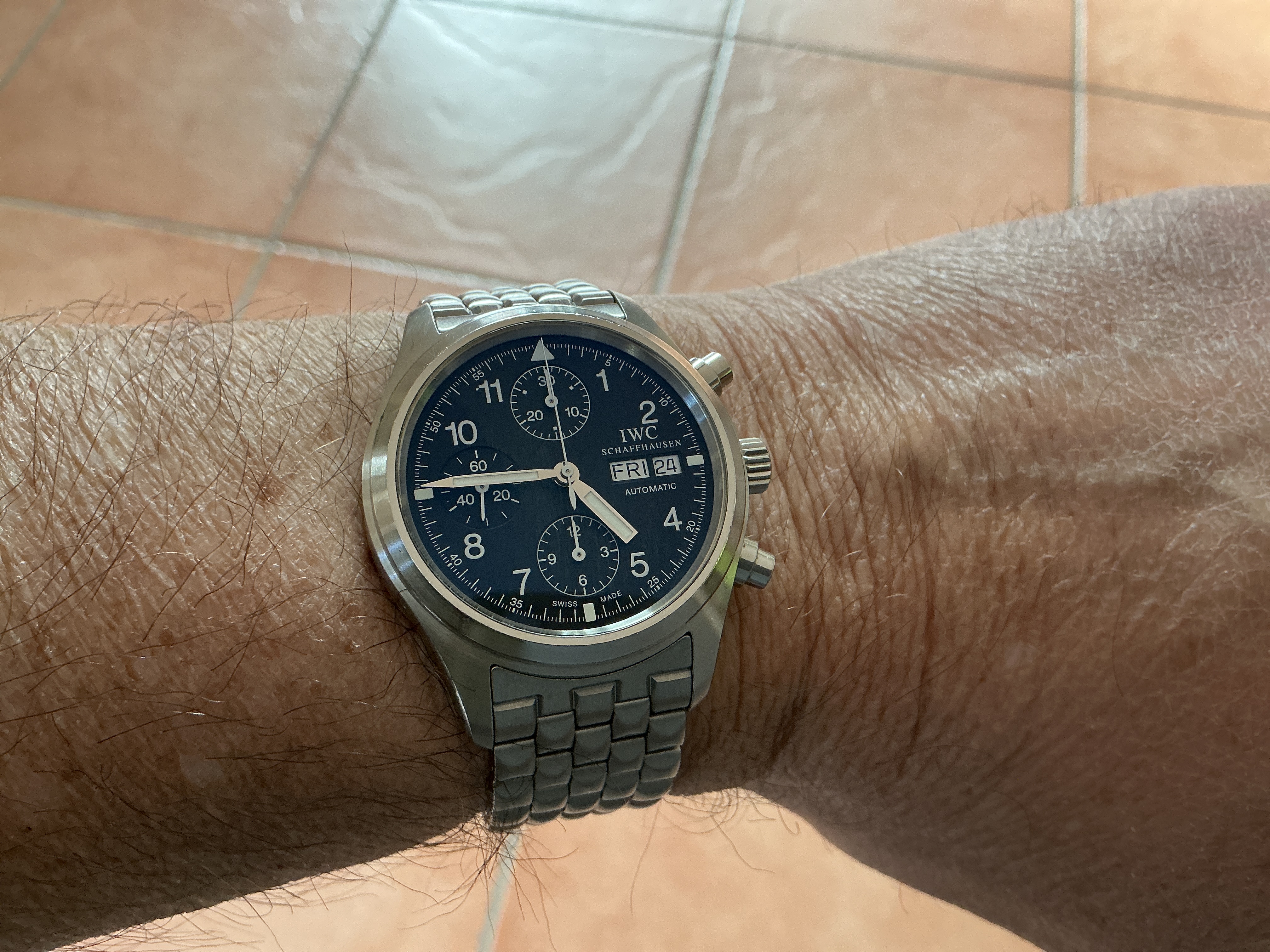 IWC wristshot 35