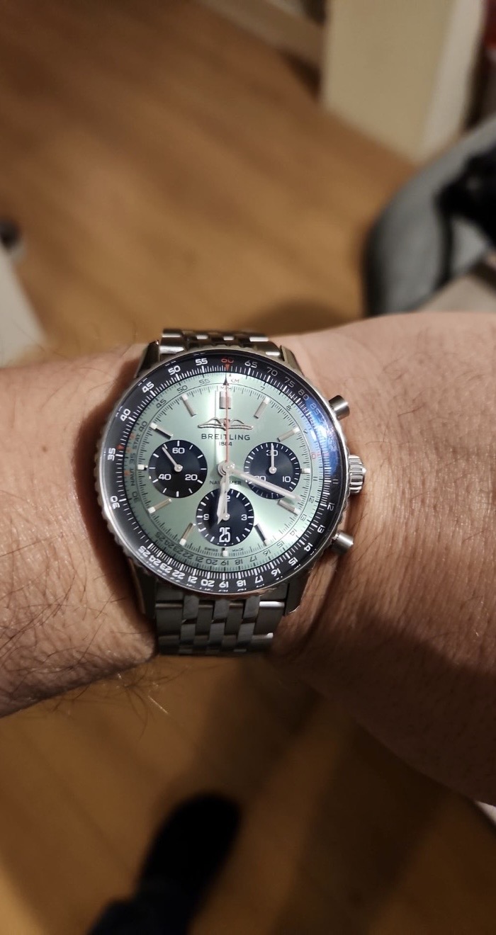 Breitling wristshot 31