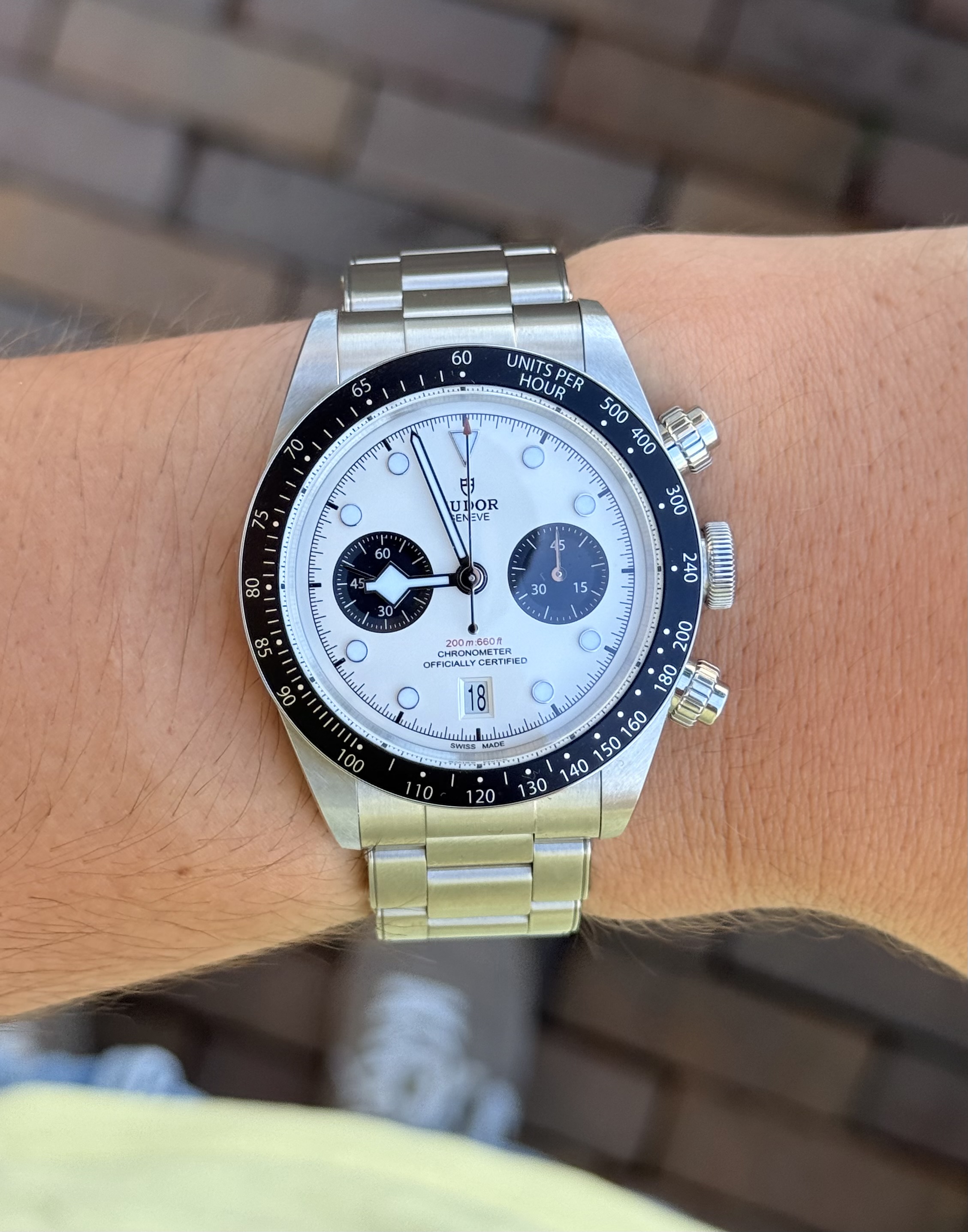 Tudor wristshot 16