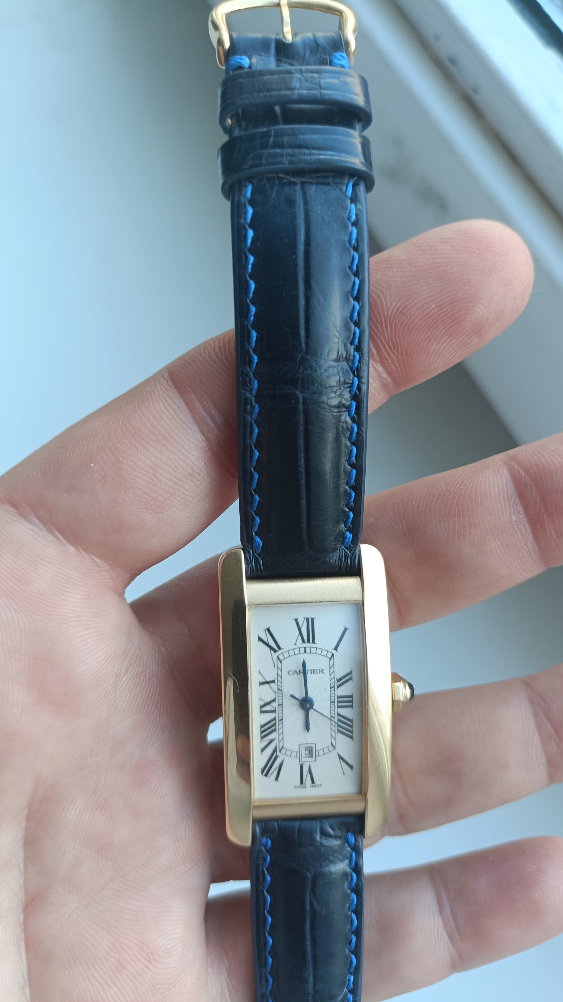 Cartier wristshot 32