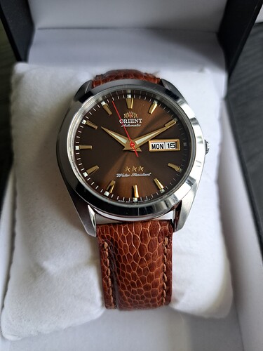 c4215ffe7a3b2cbae683a5084d069b0605ebf0ad_2_375x500