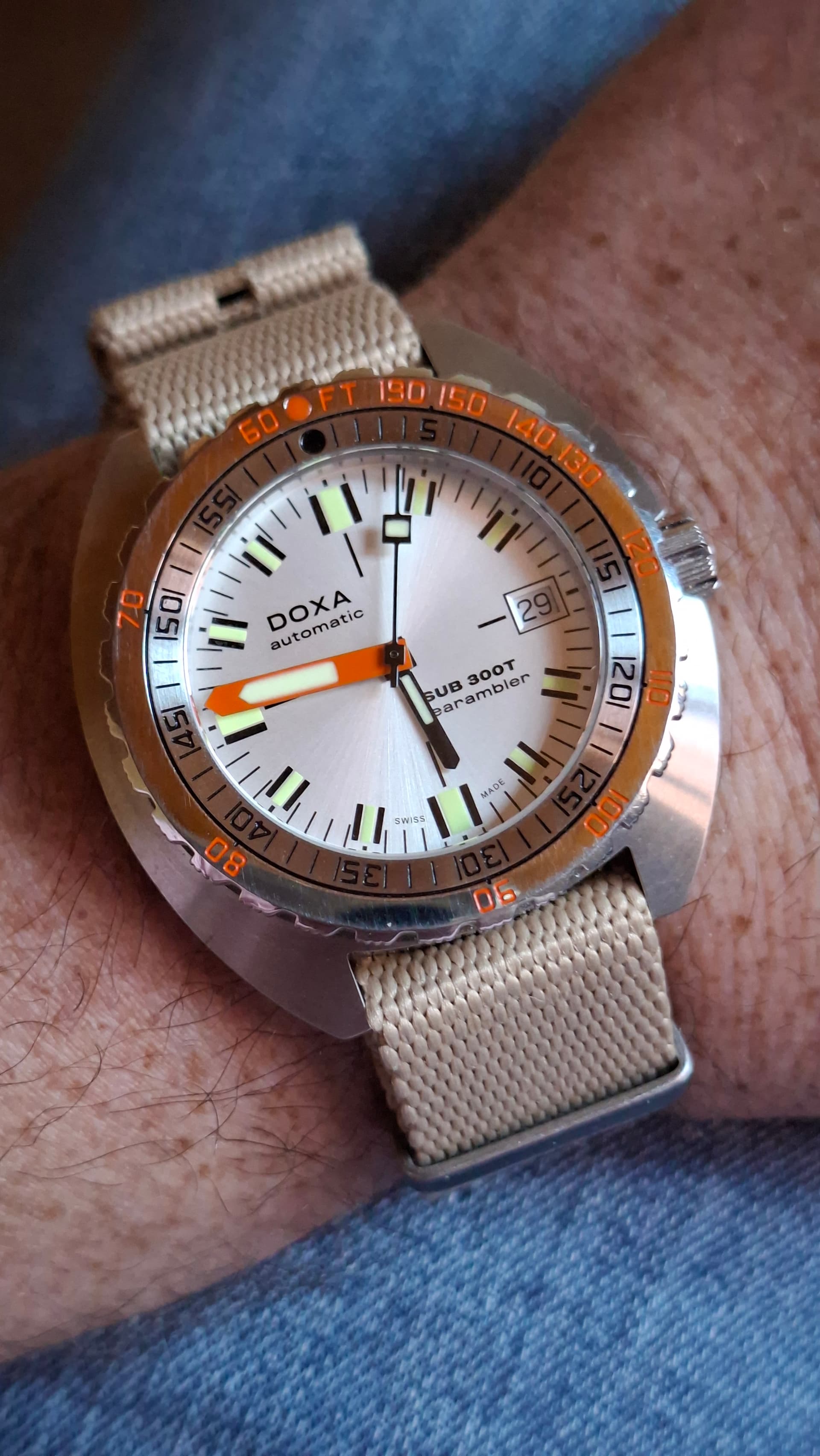 Doxa wristshot 20