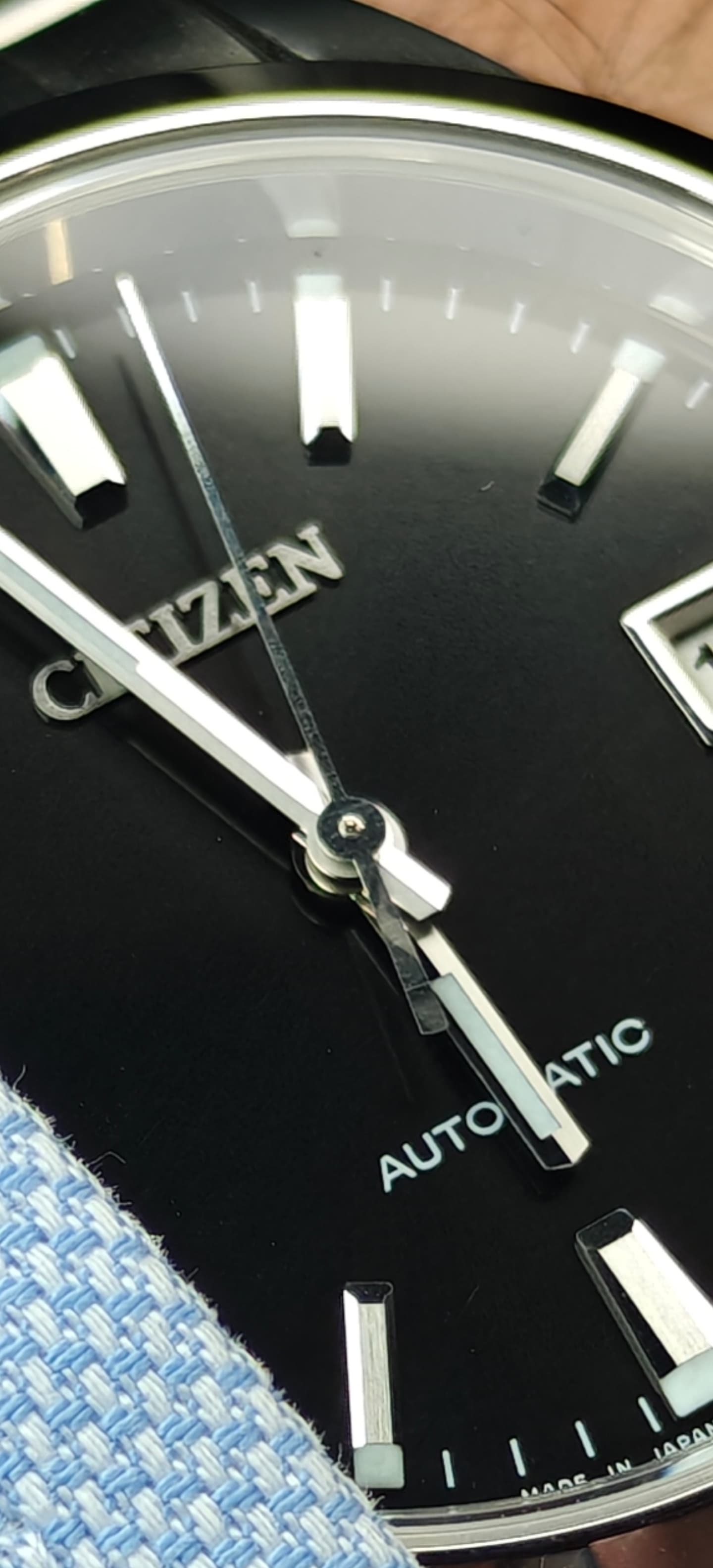 Citizen wristshot 16