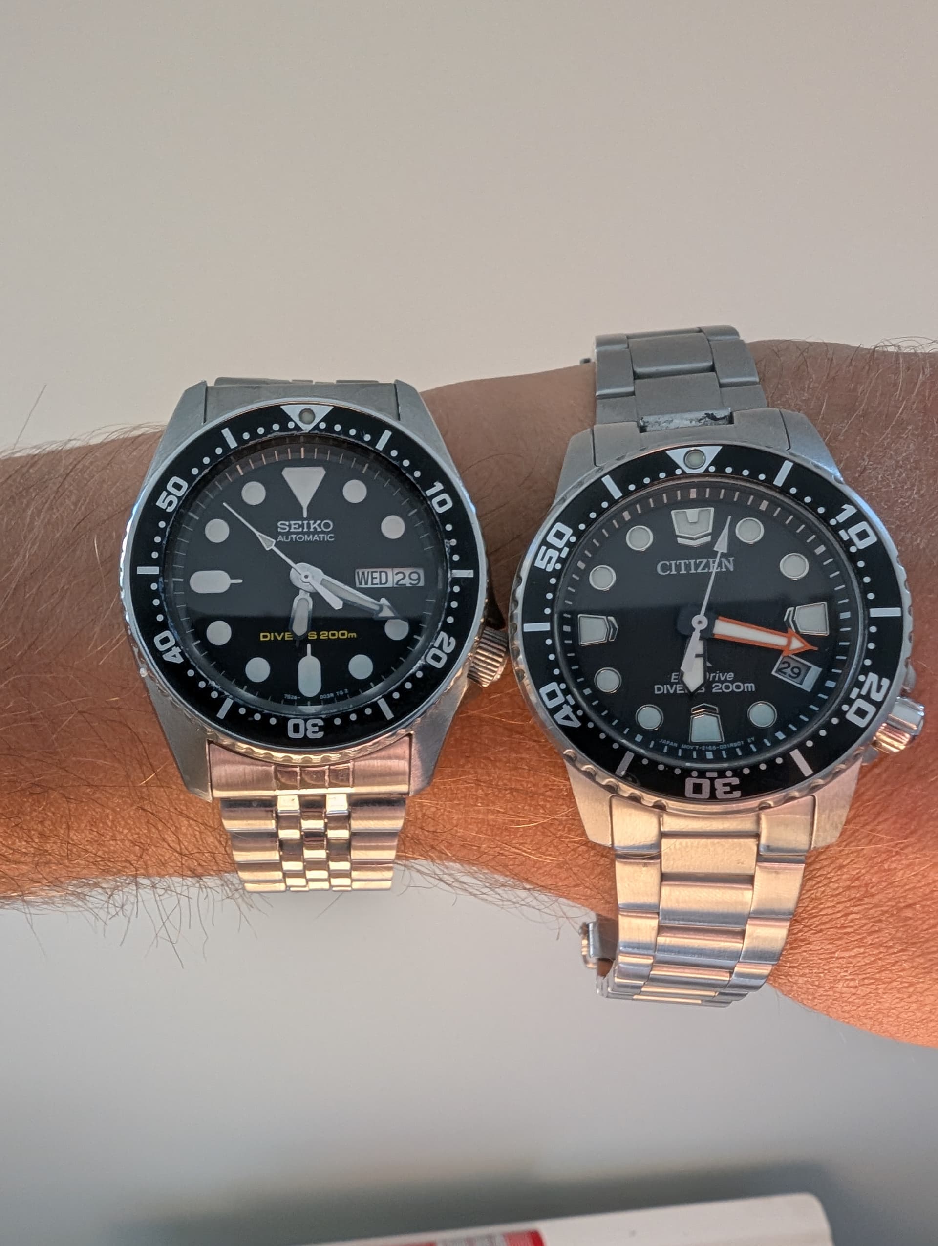 Citizen wristshot 20