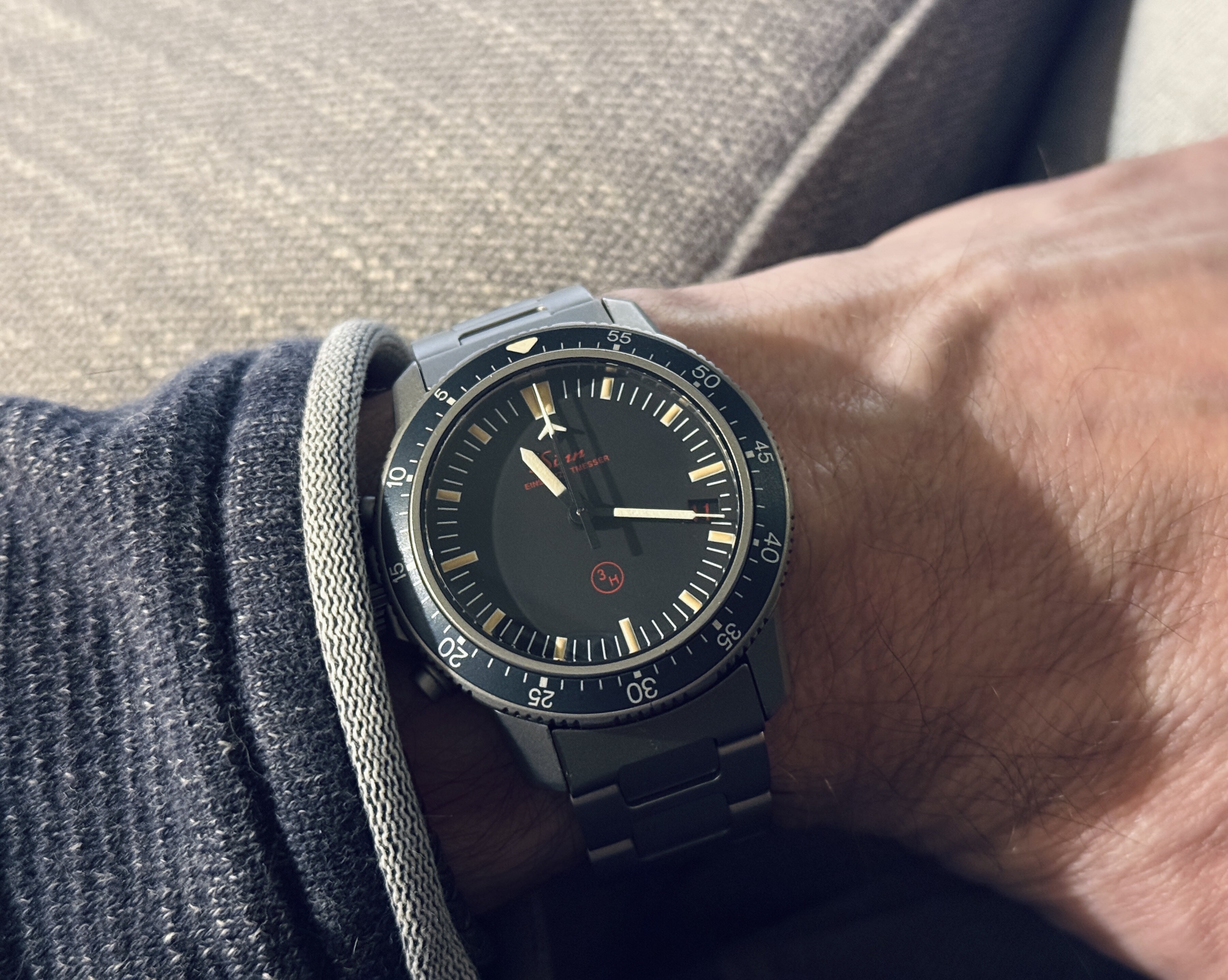 Sinn wristshot 15