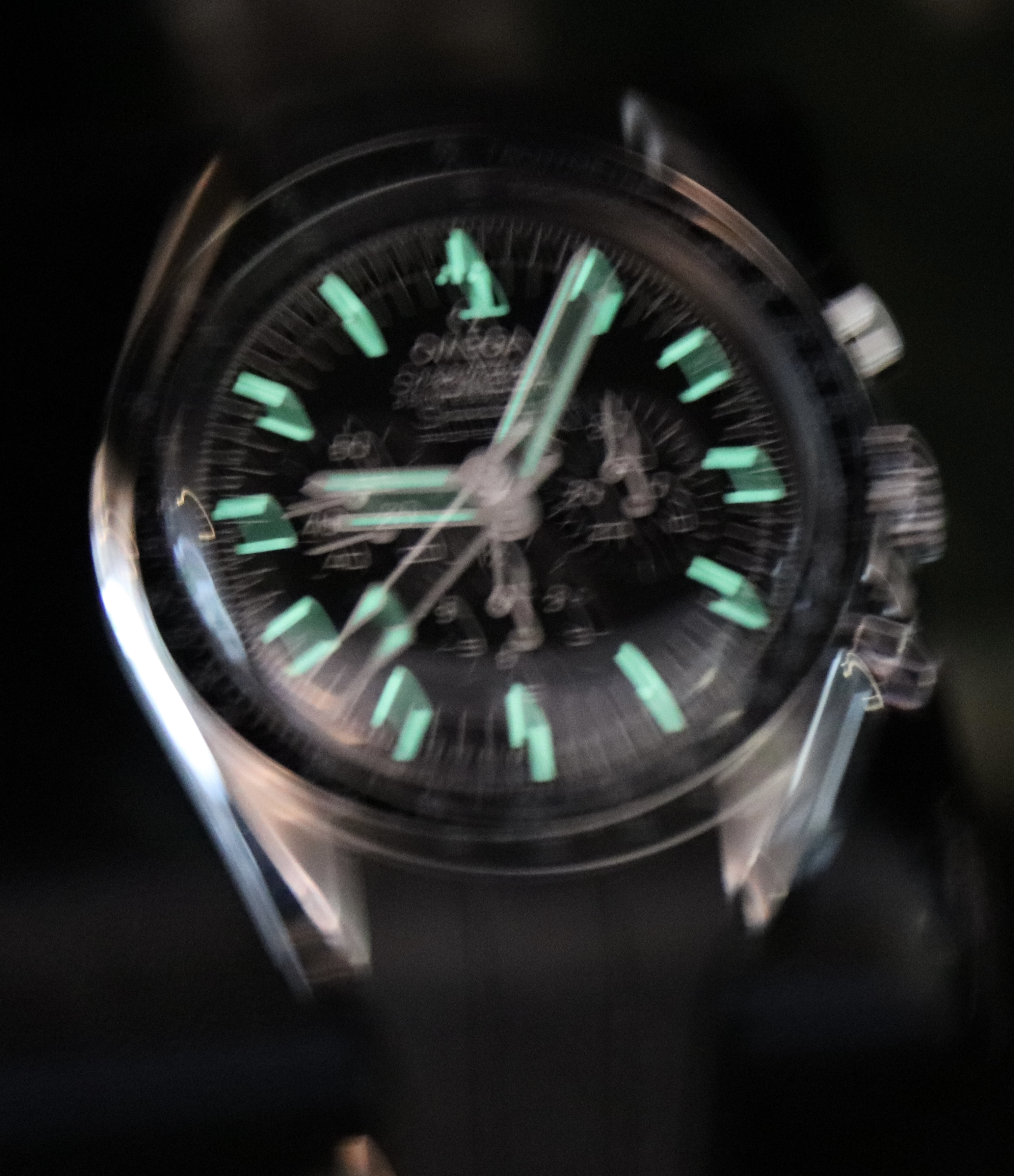Omega wristshot 33