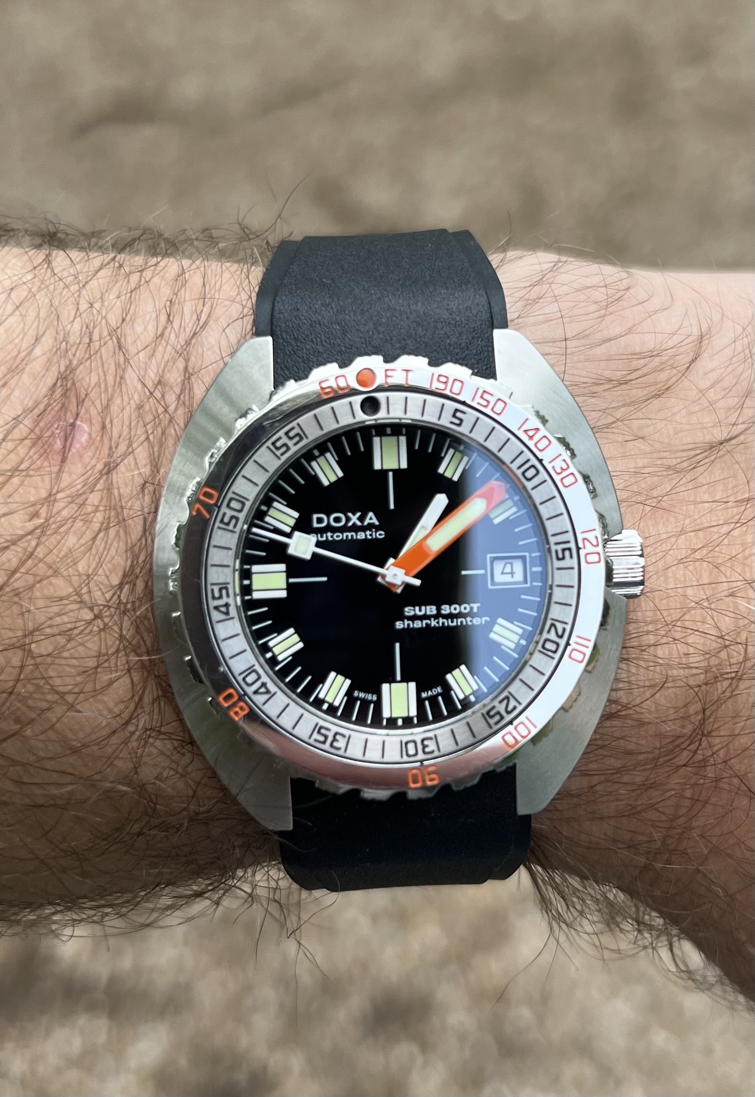 Doxa wristshot 5