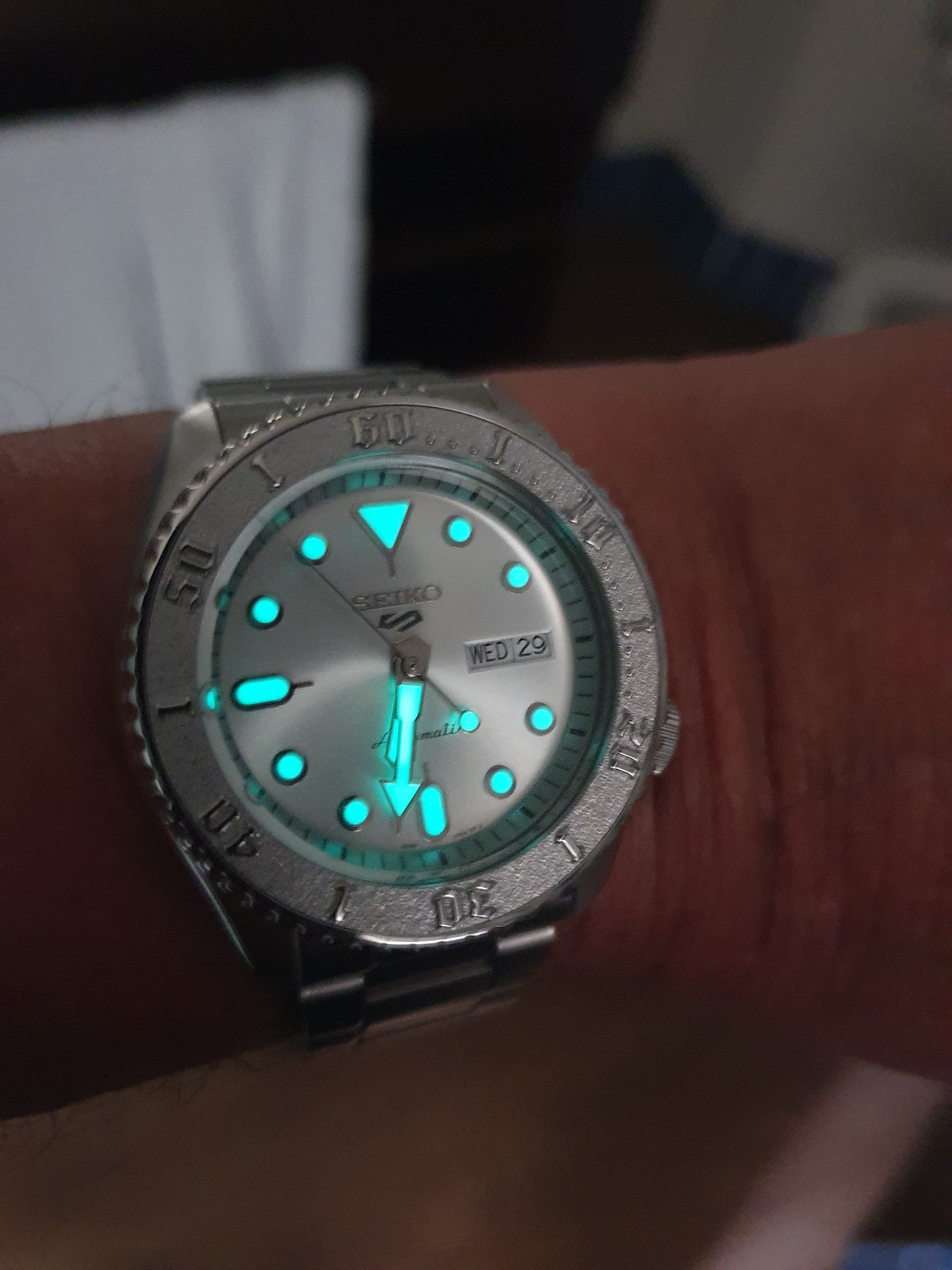 lume seiko 5 SRPE71K