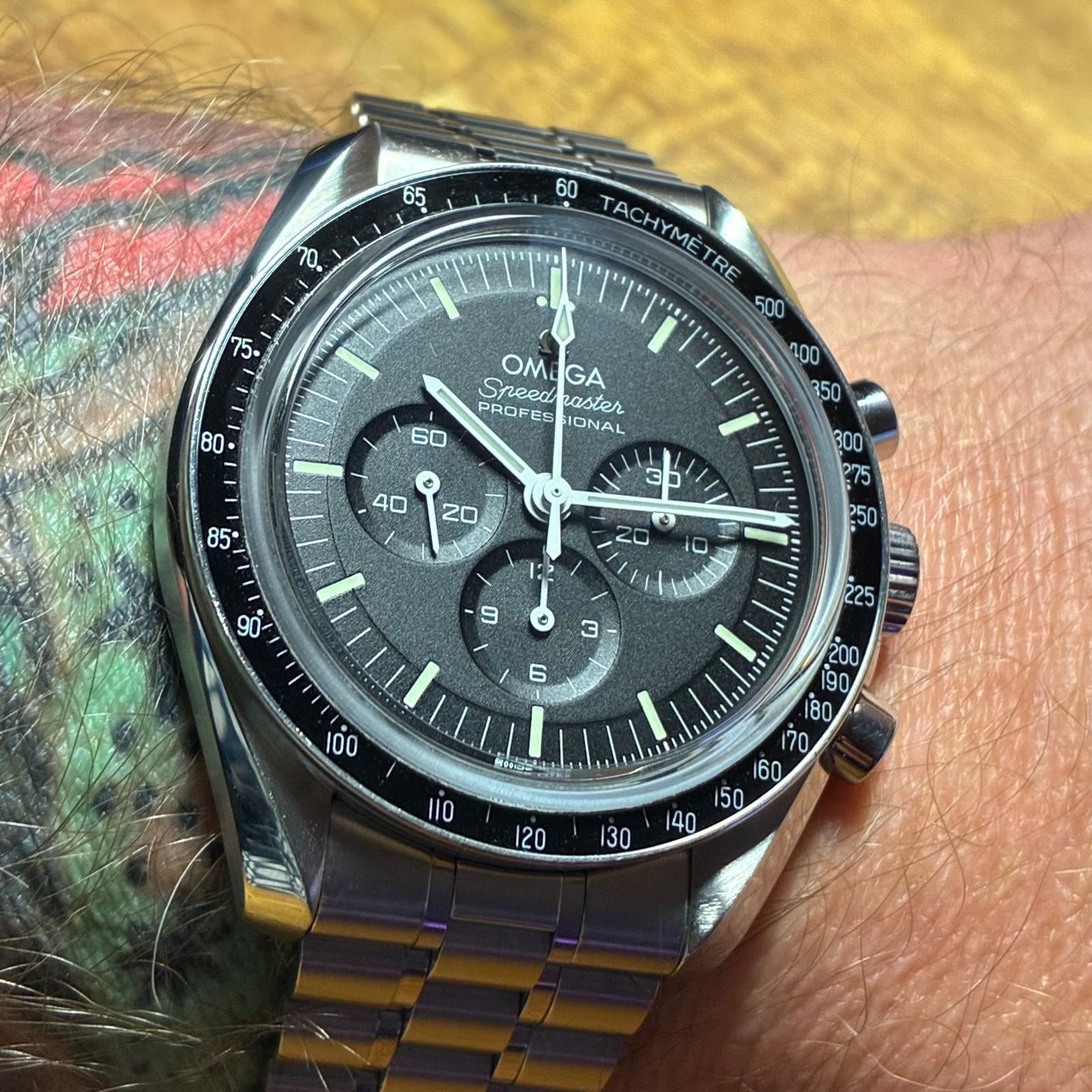 Omega wristshot 8