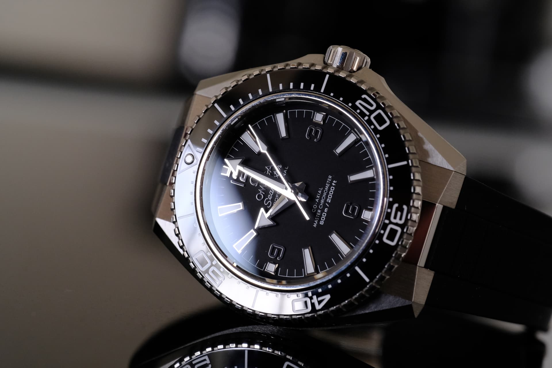 Omega wristshot 21