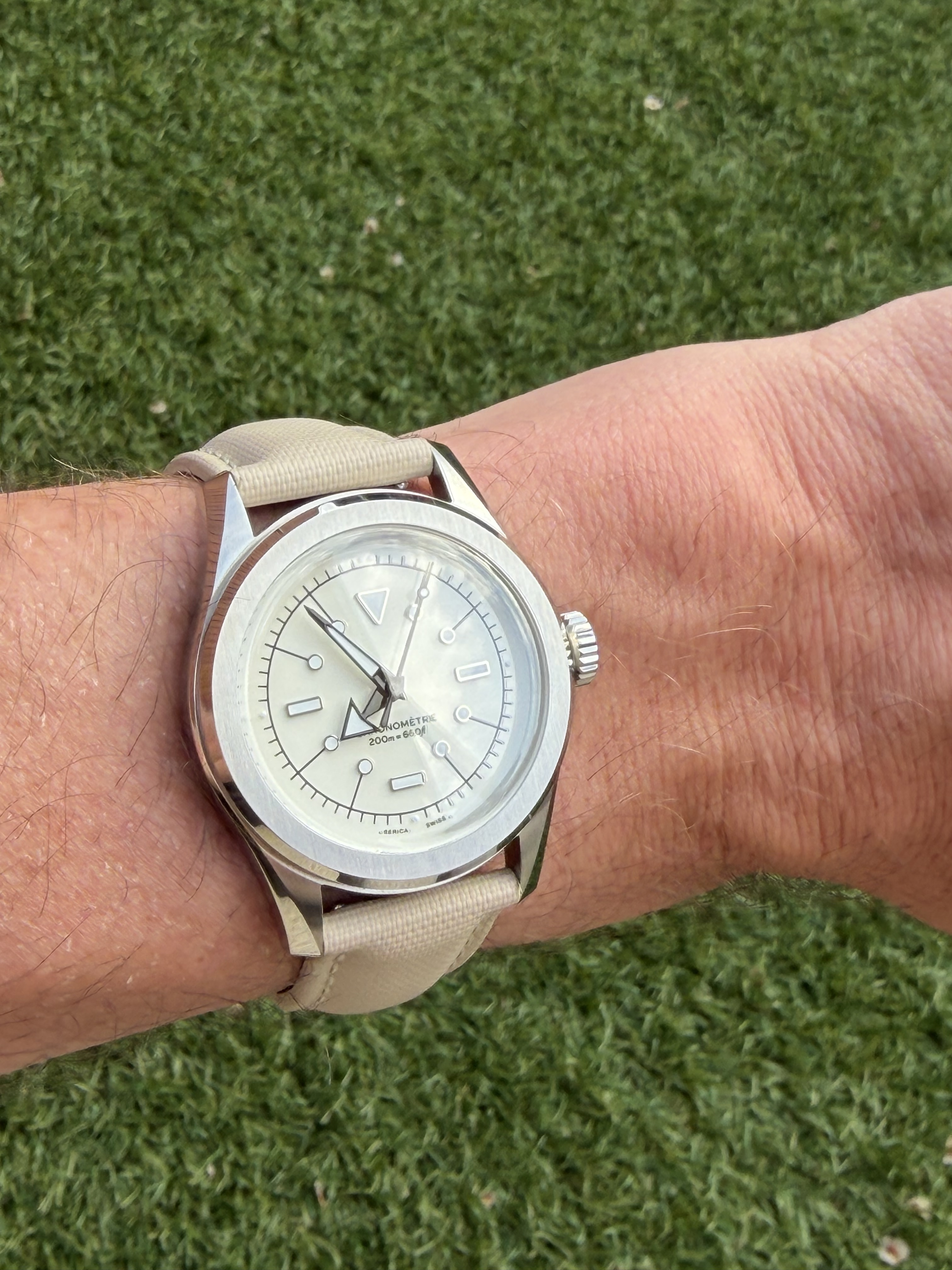 Serica wristshot 32