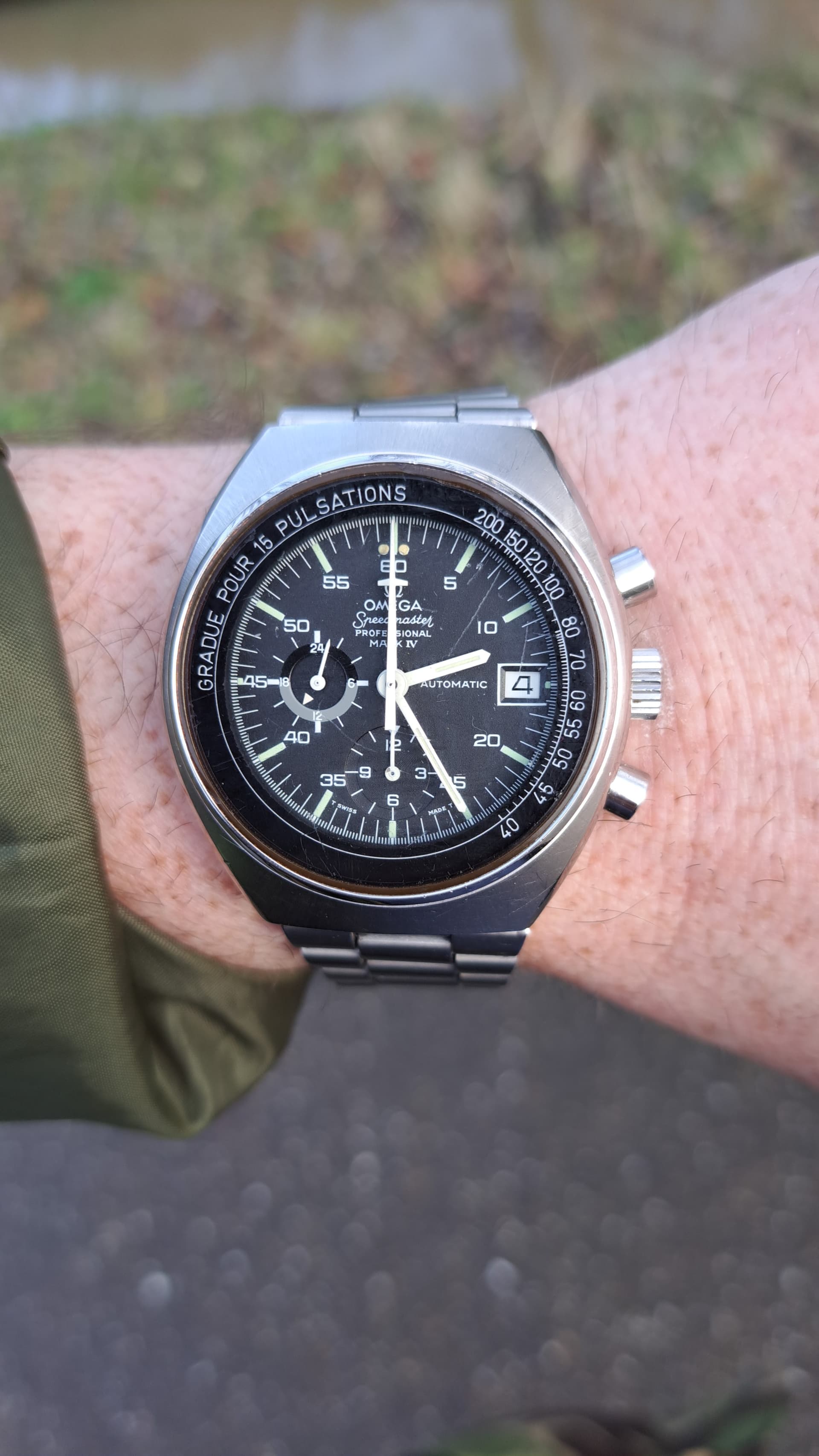 Speedmaster wristshot 21