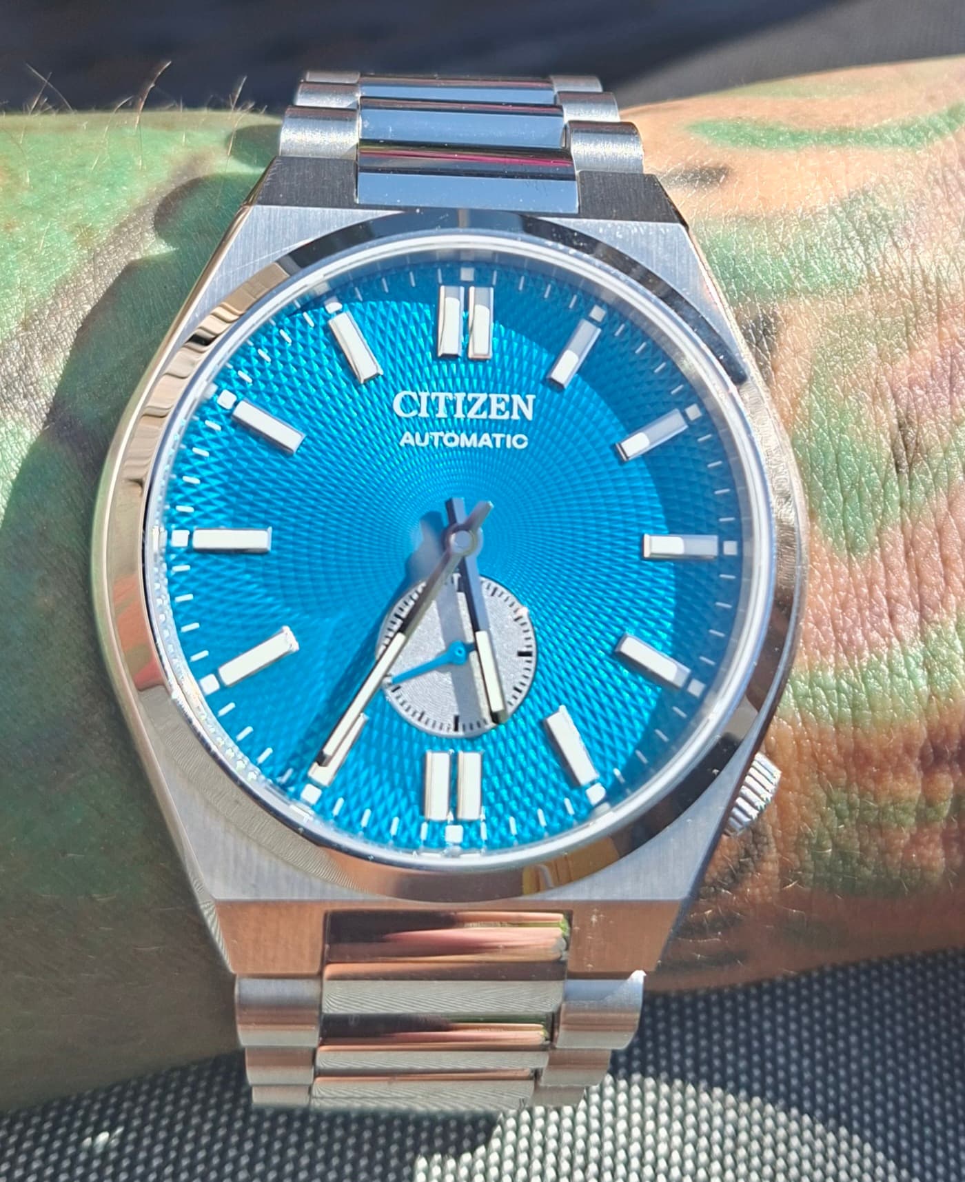 Citizen wristshot 37
