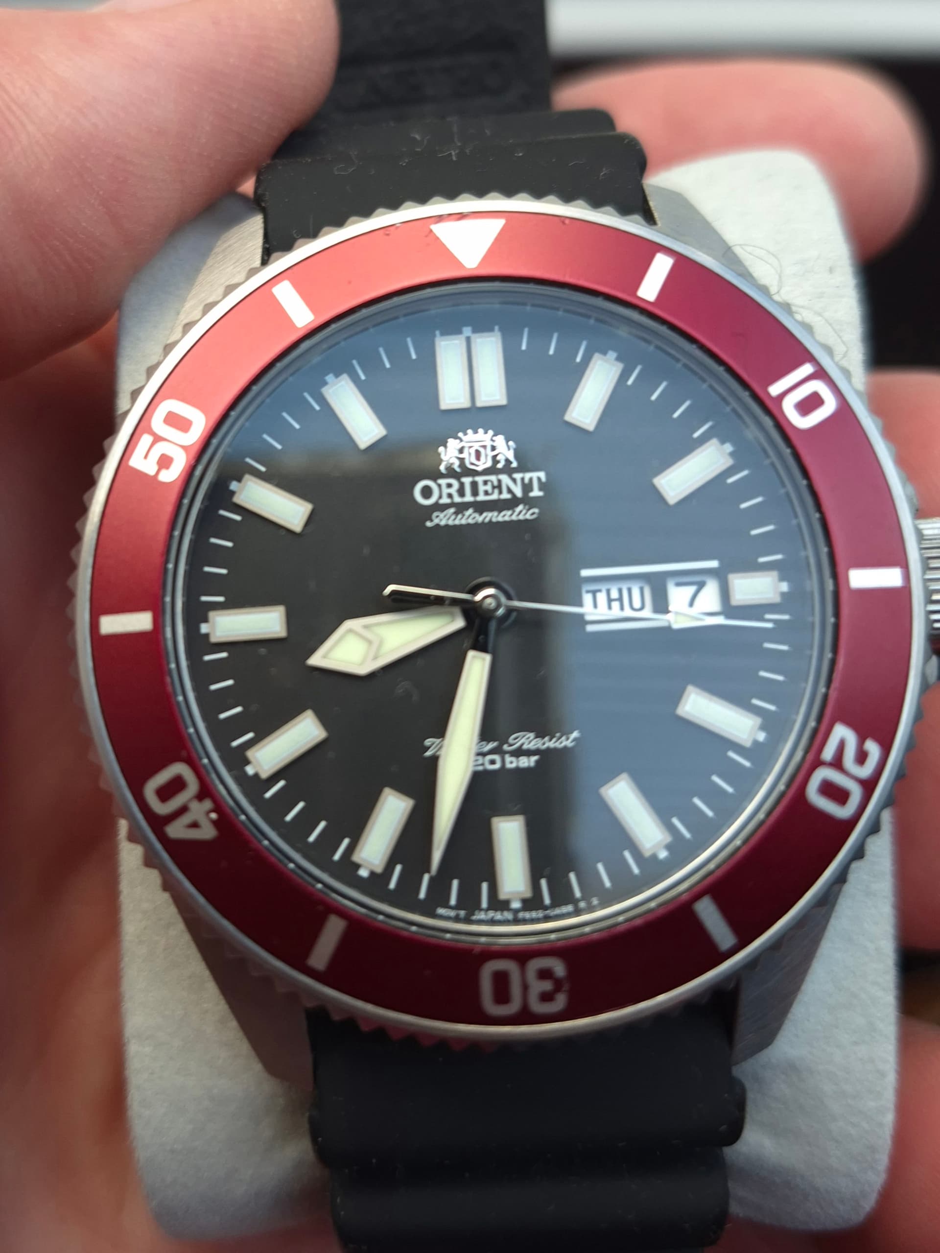 Orient wristshot 39