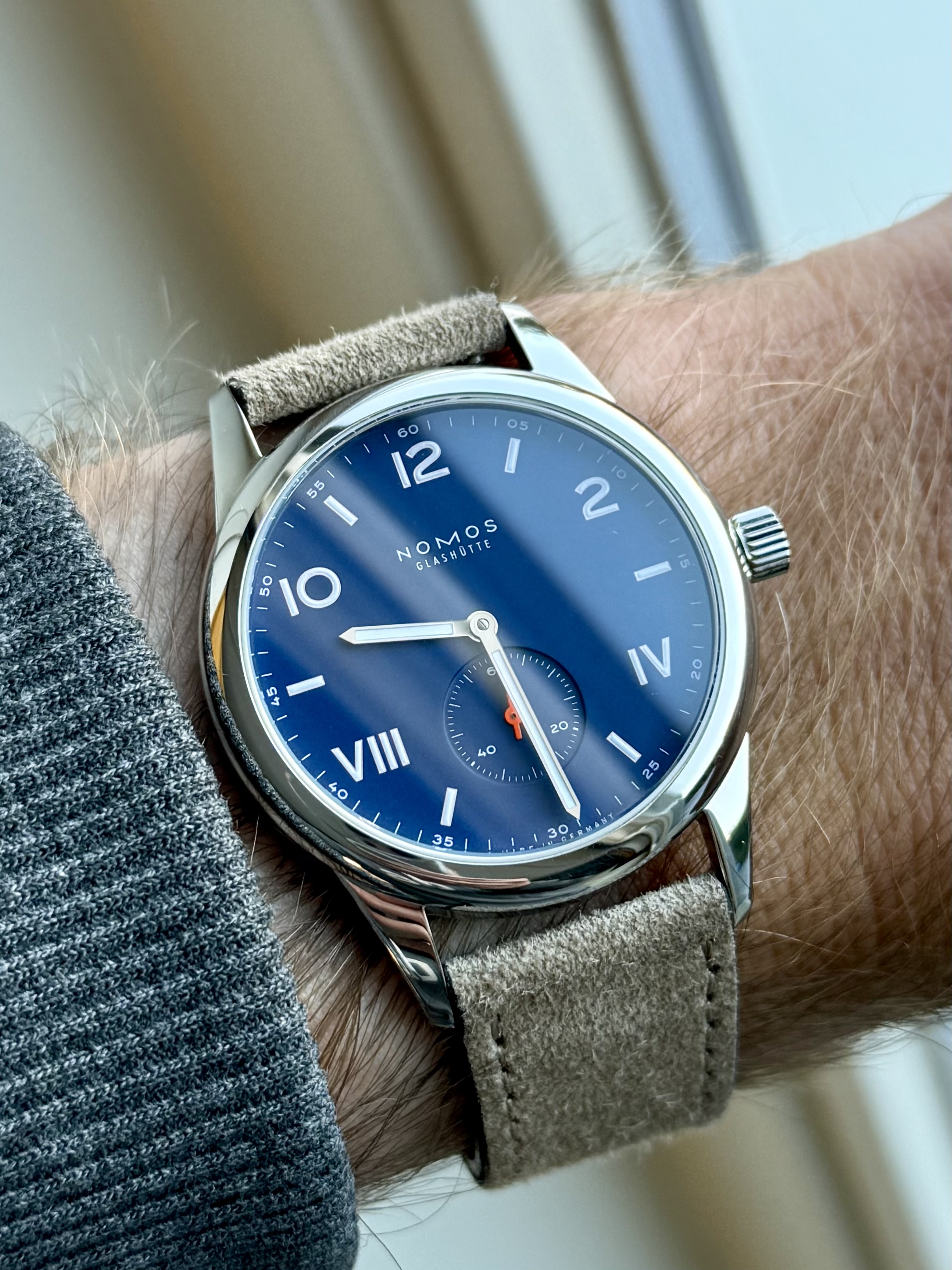 Nomos wristshot 2