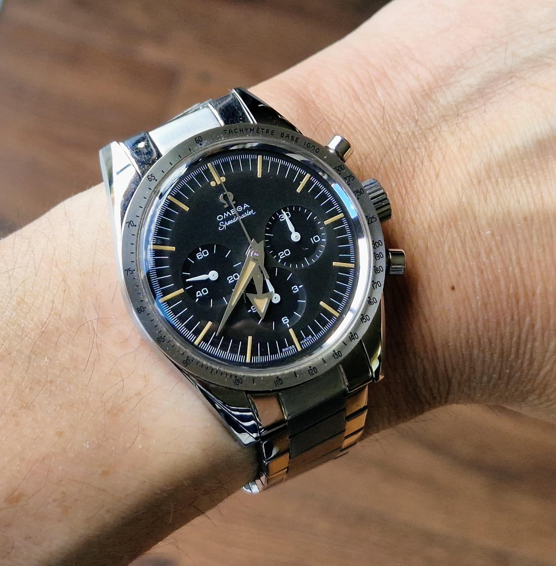 Omega wristshot 38