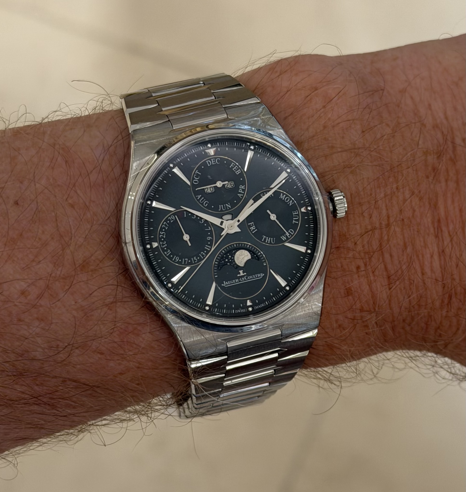 Jaeger-LeCoultre wristshot 36