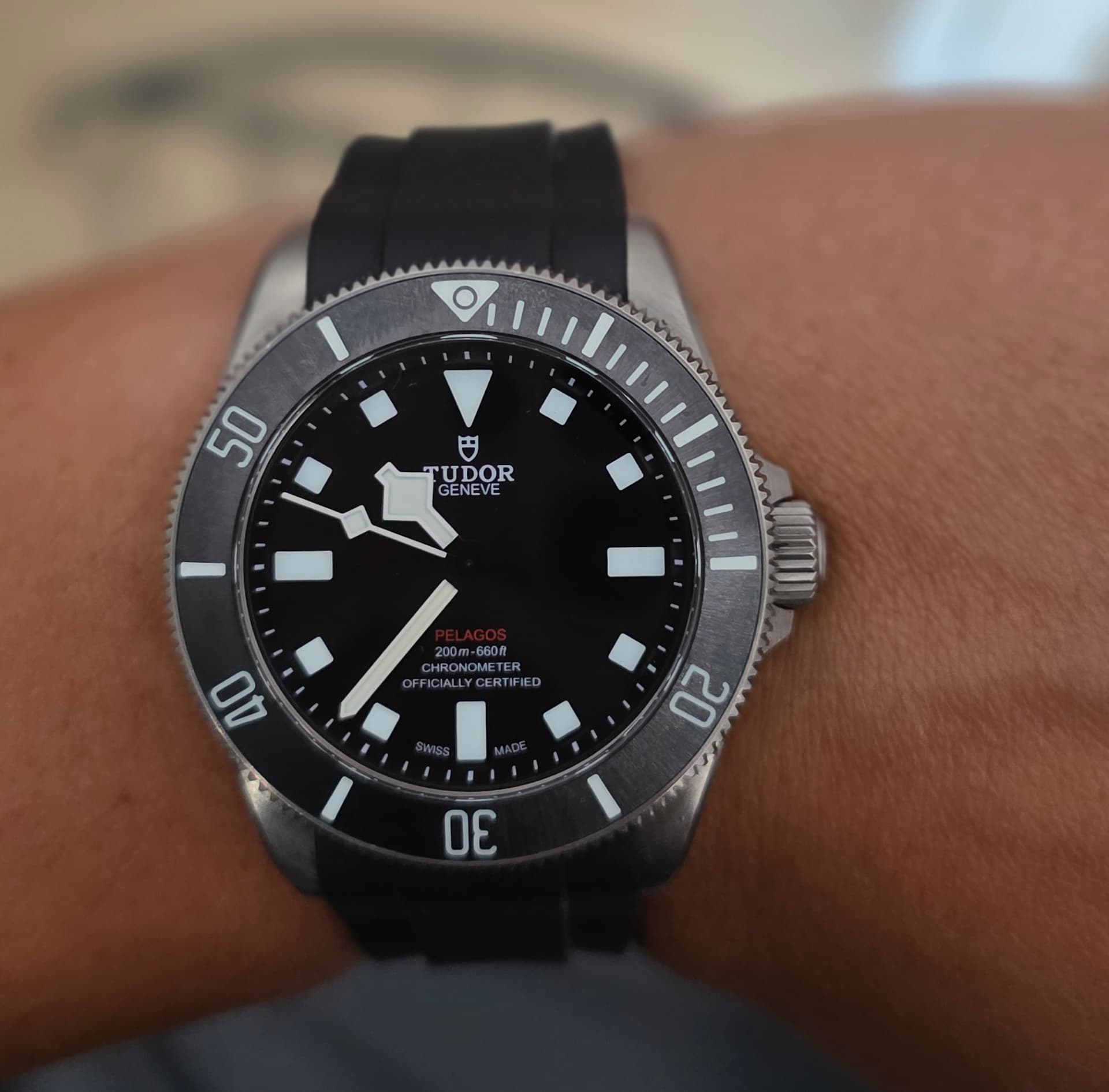 Tudor wristshot 18