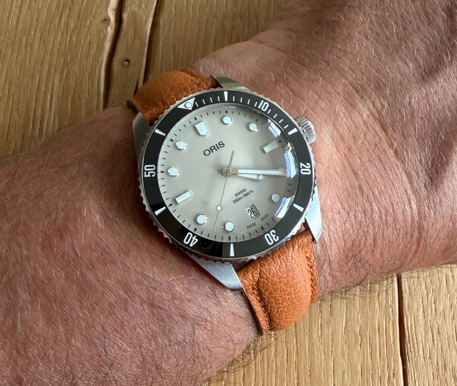 Oris wristshot 8