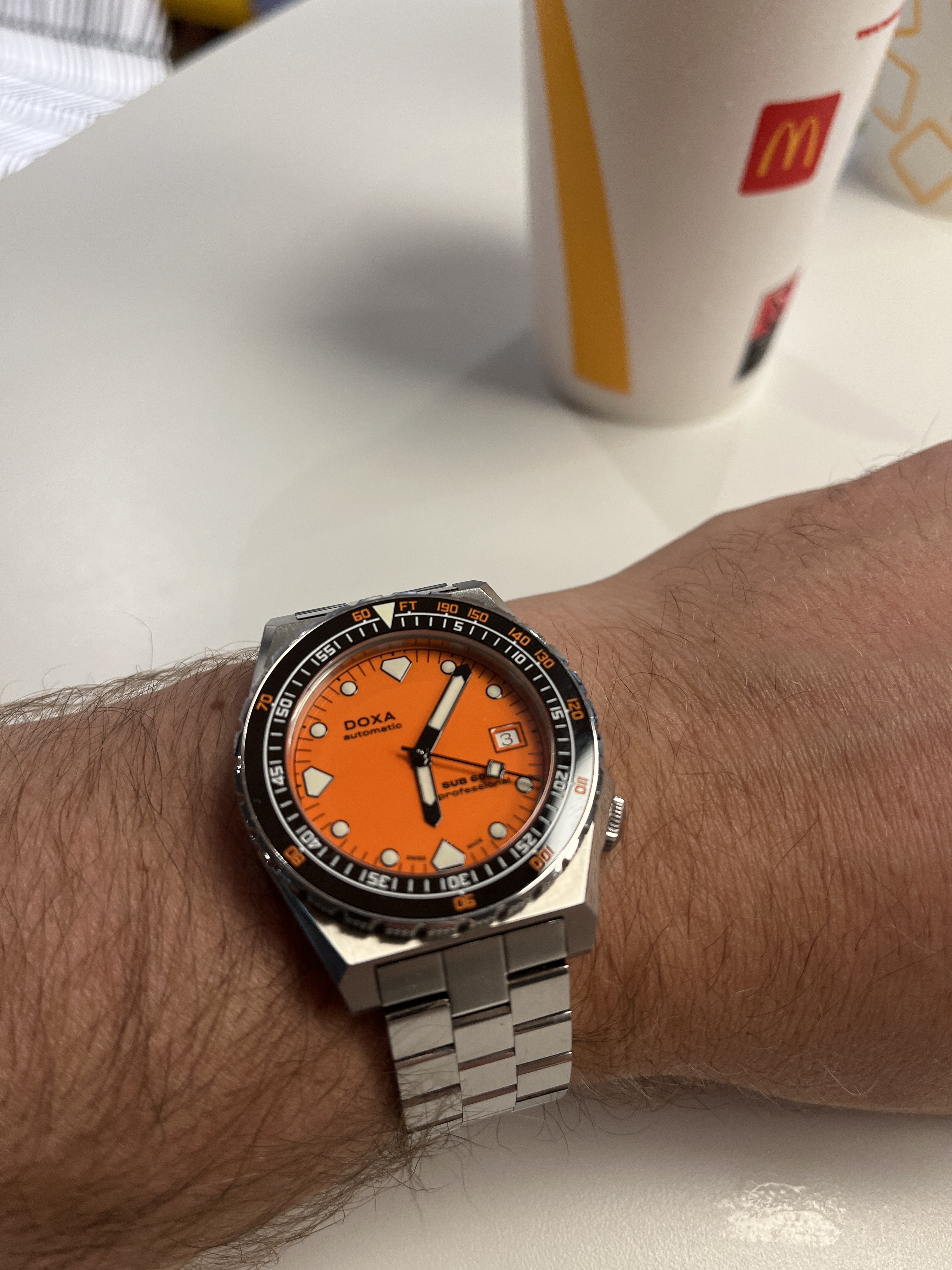 Doxa wristshot 23
