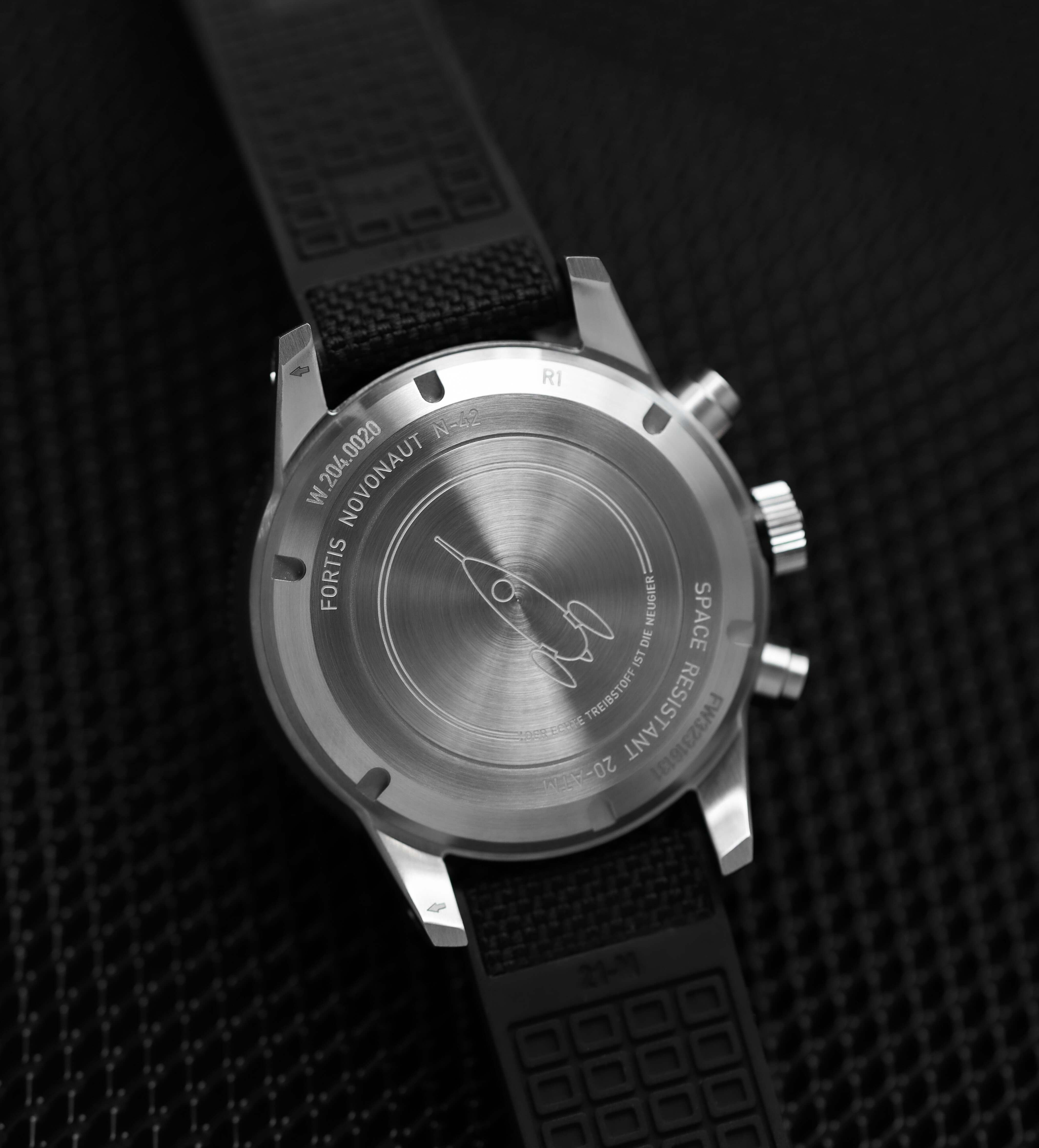 Fortis wristshot 33