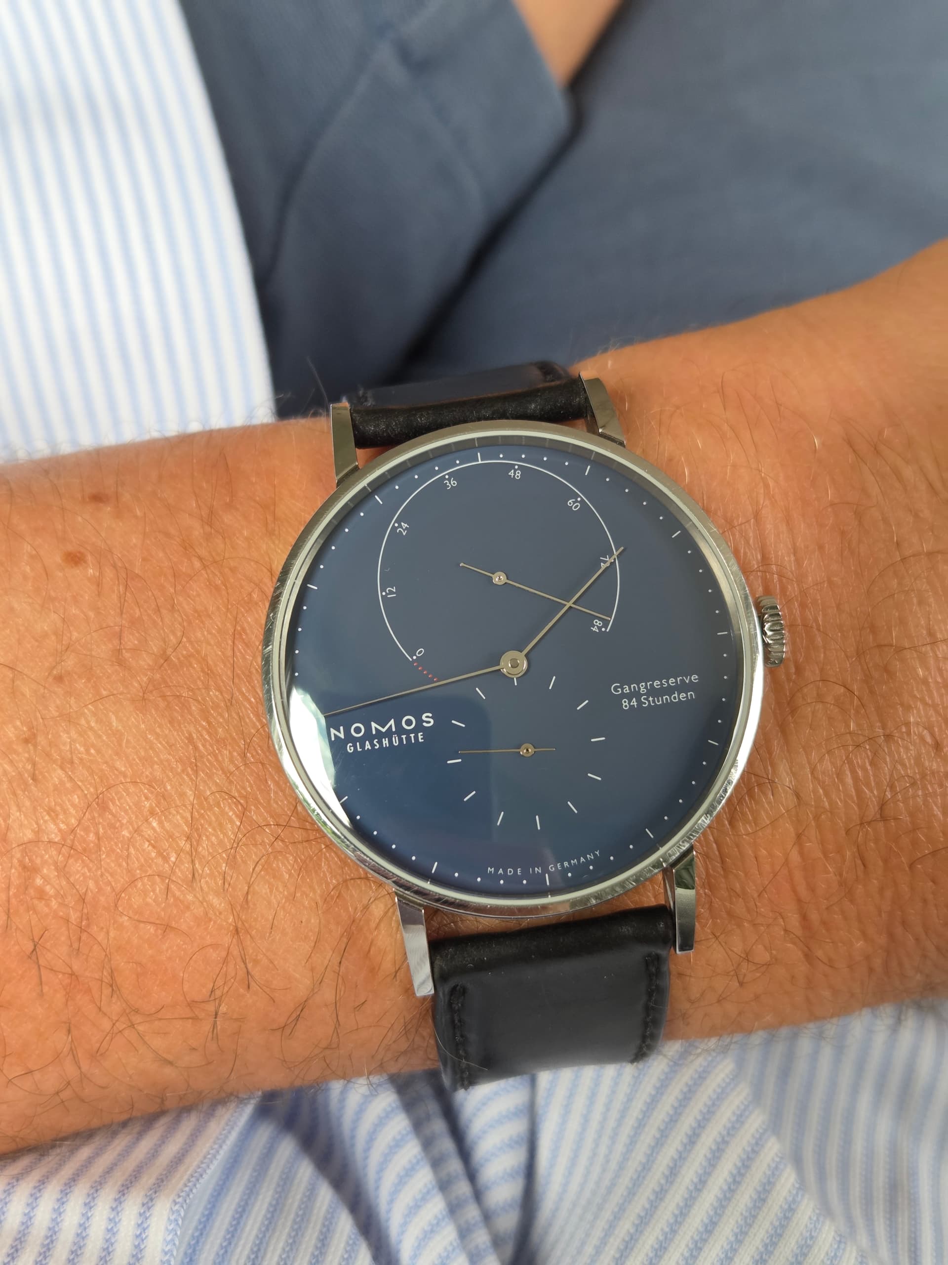 Nomos wristshot 3