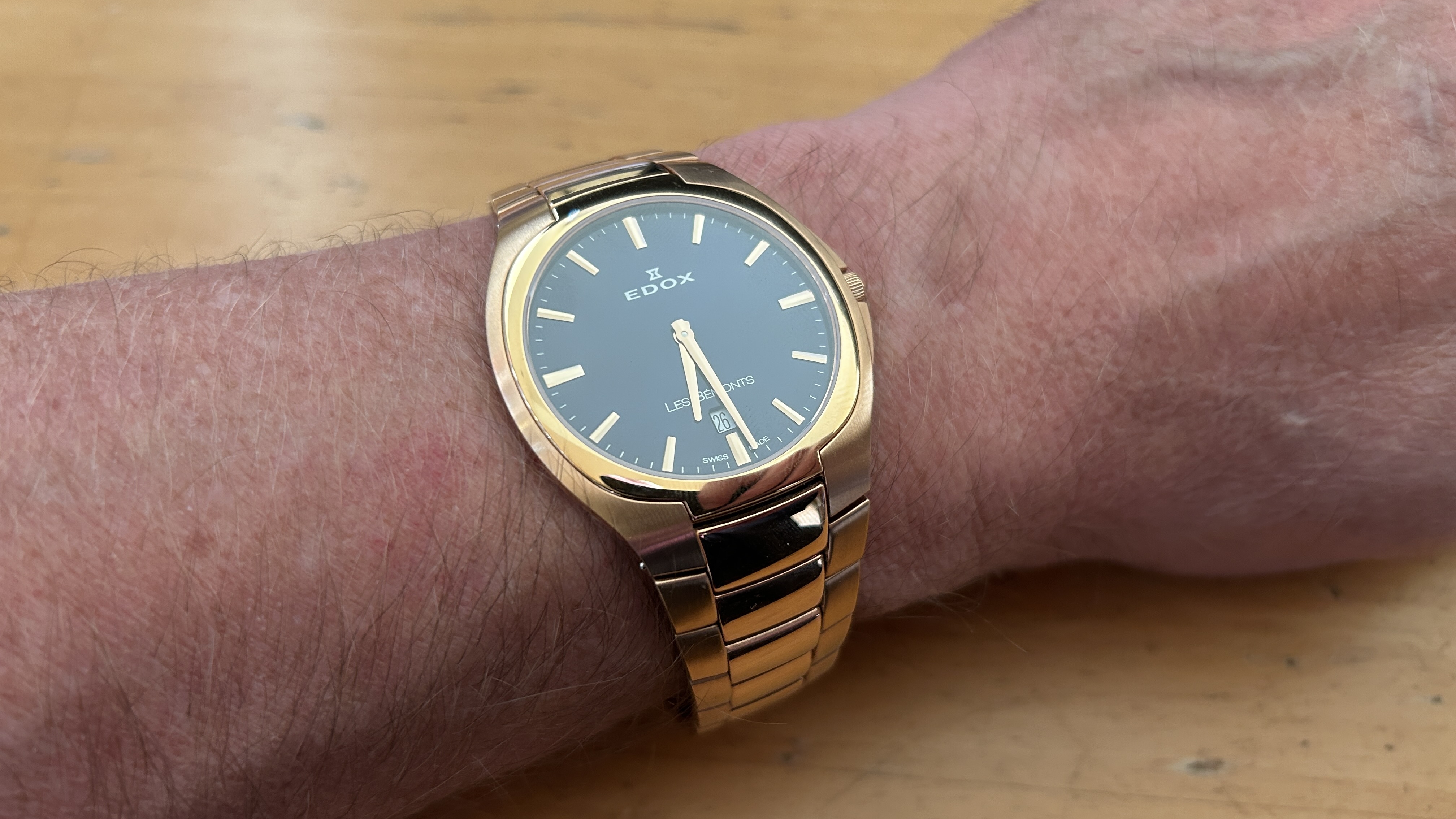 Edox wristshot 4