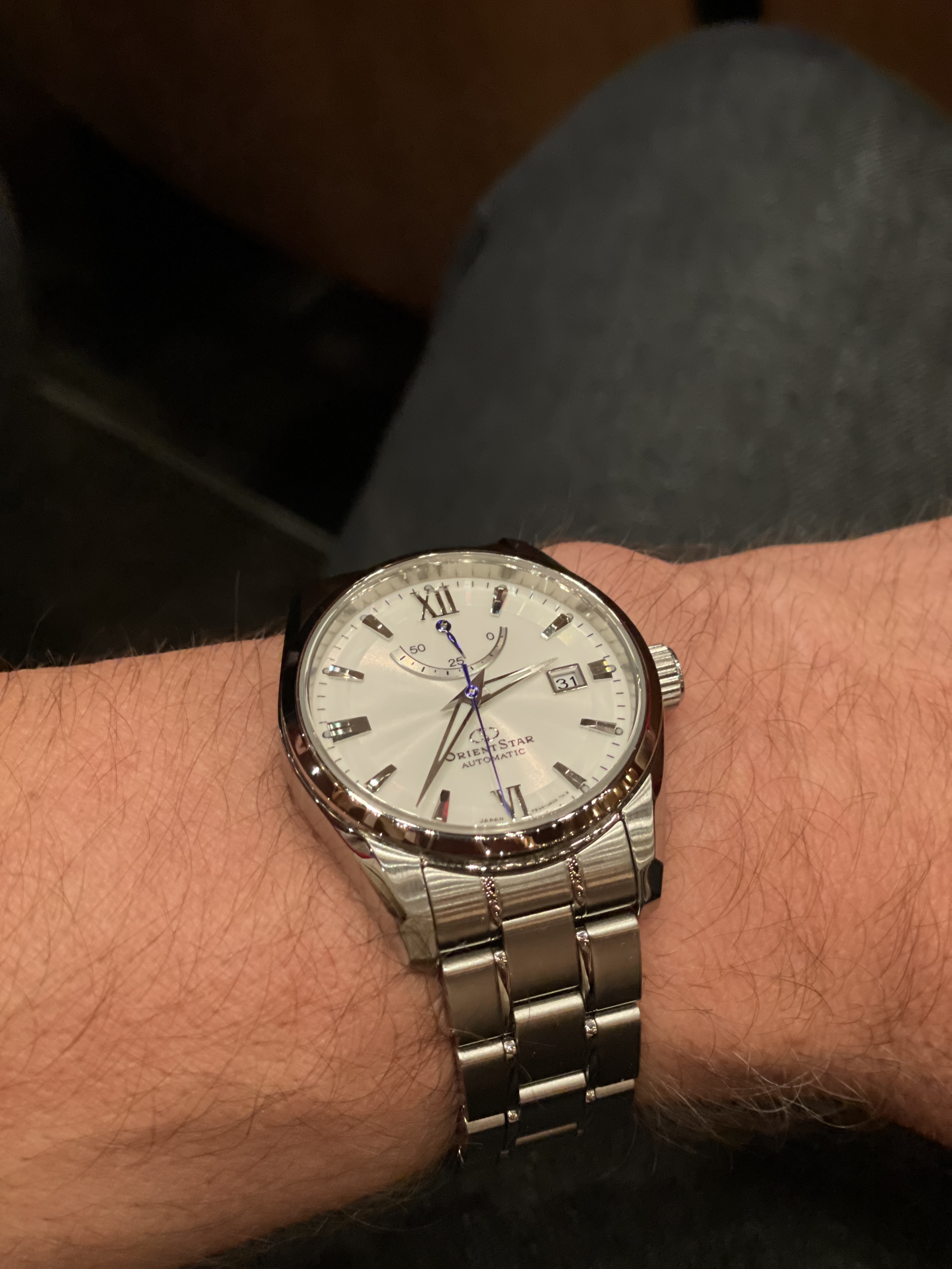 Orient wristshot 18