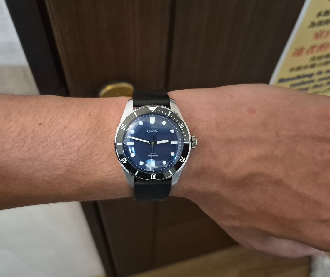 Oris wristshot 5