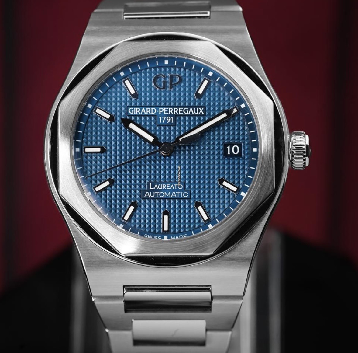 Mido wristshot 11