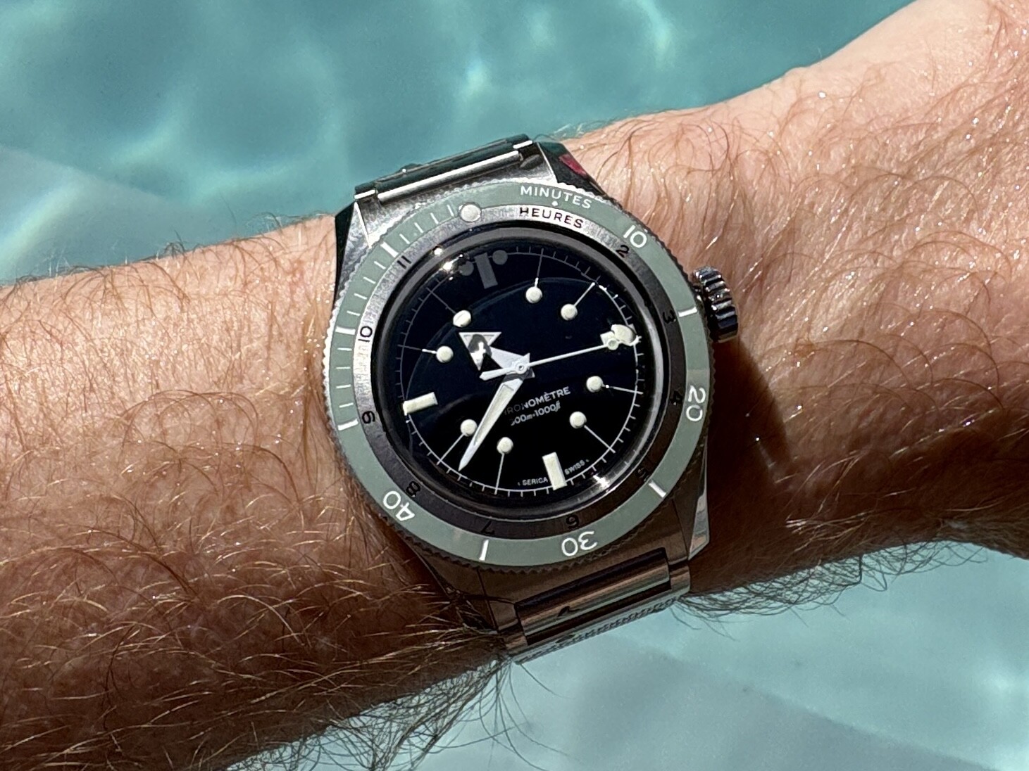 Serica wristshot 29
