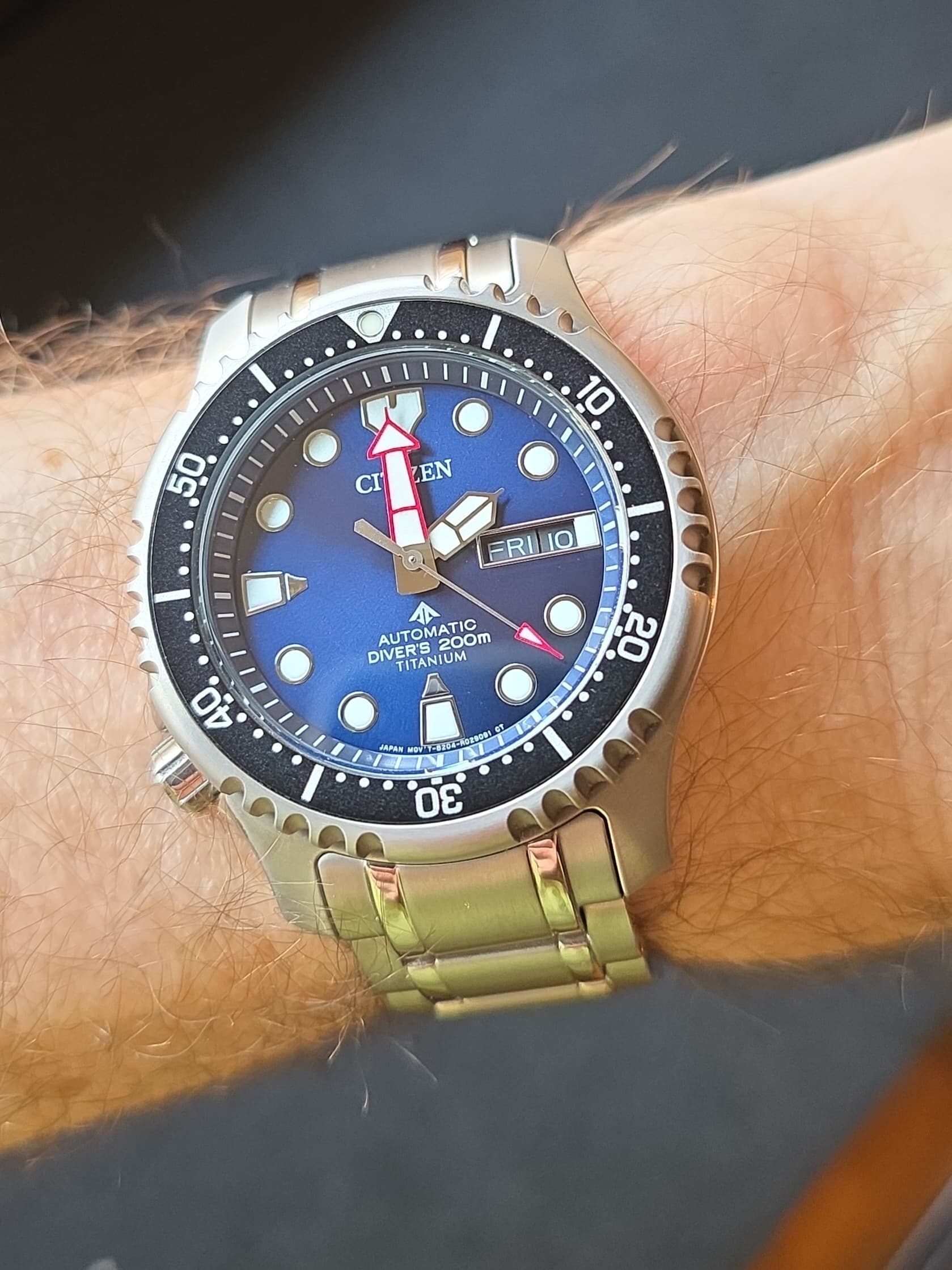 Citizen wristshot 2