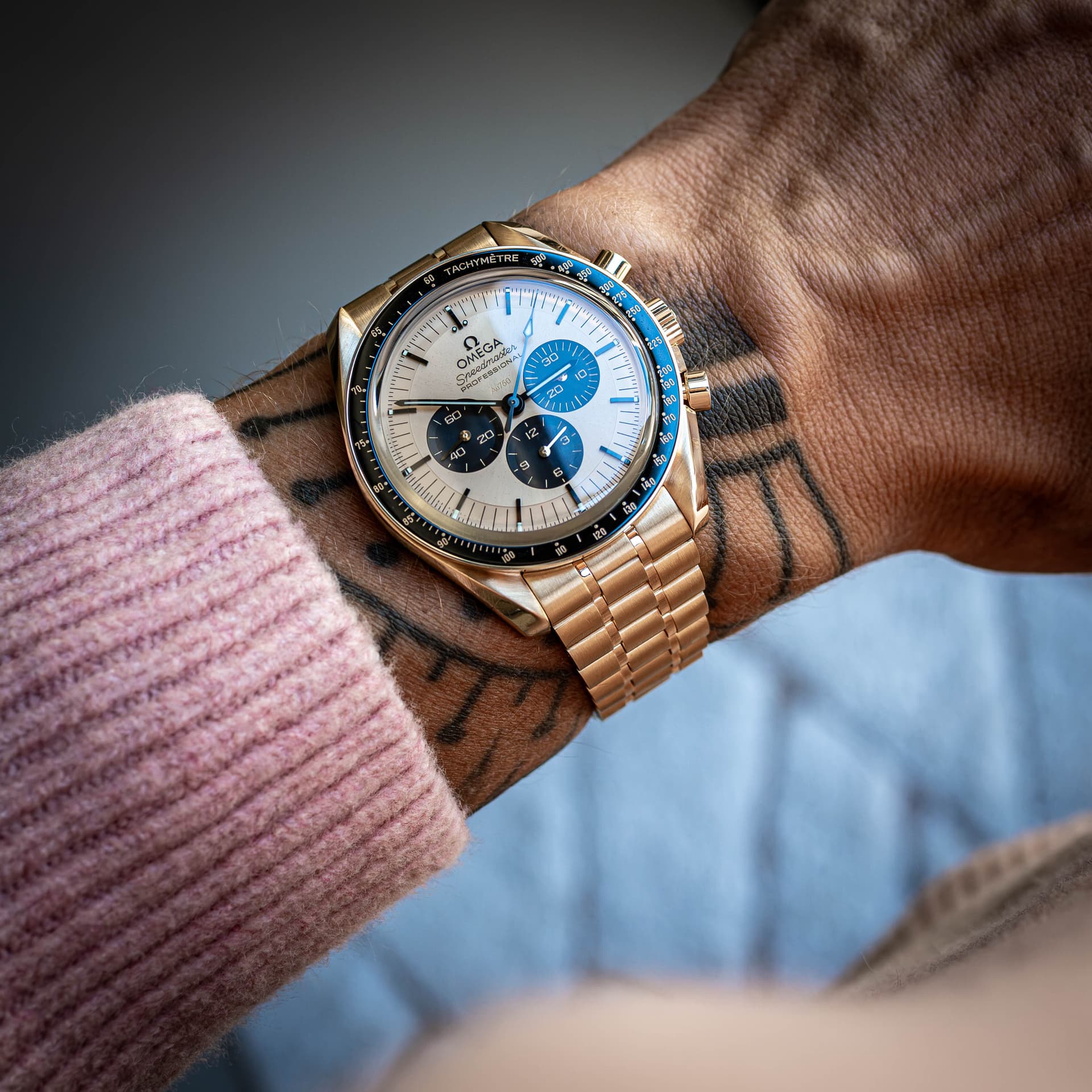 Omega wristshot 3