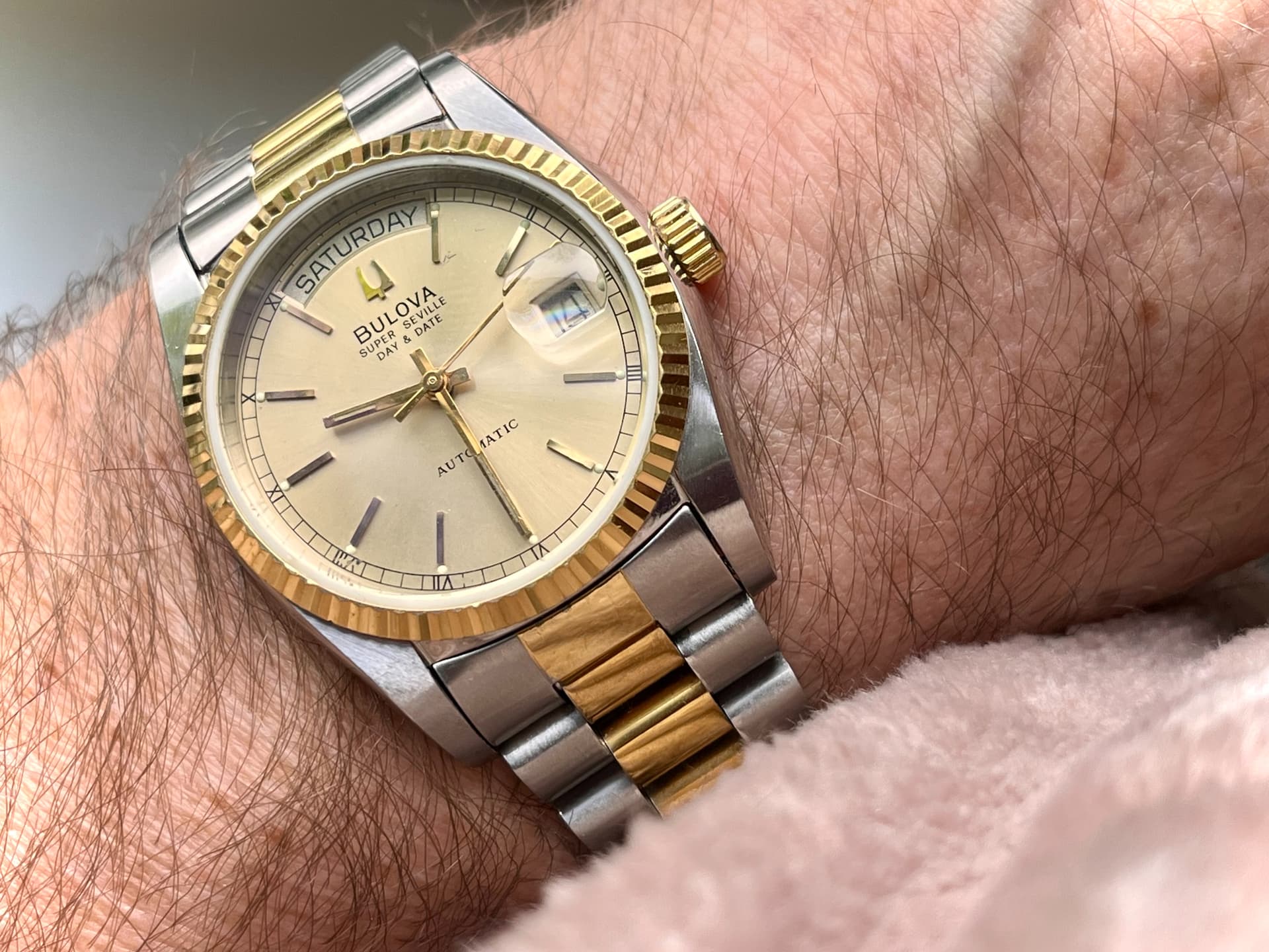 Bulova wristshot 24