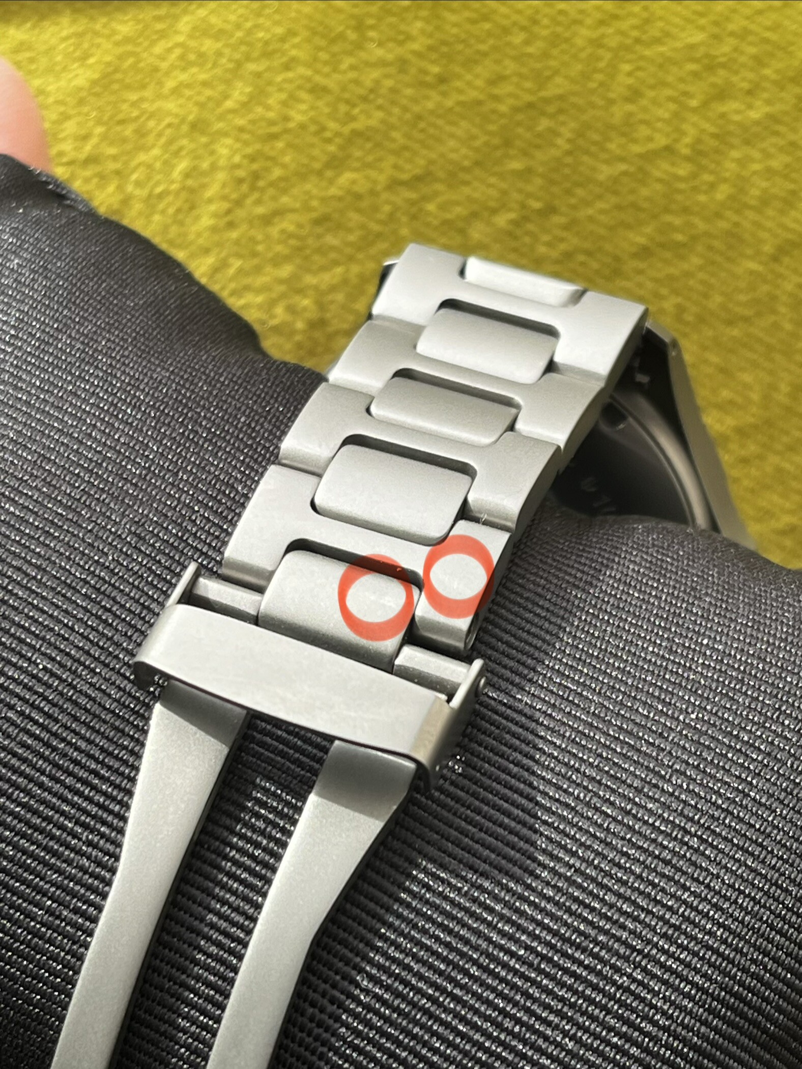 Sinn wristshot 15