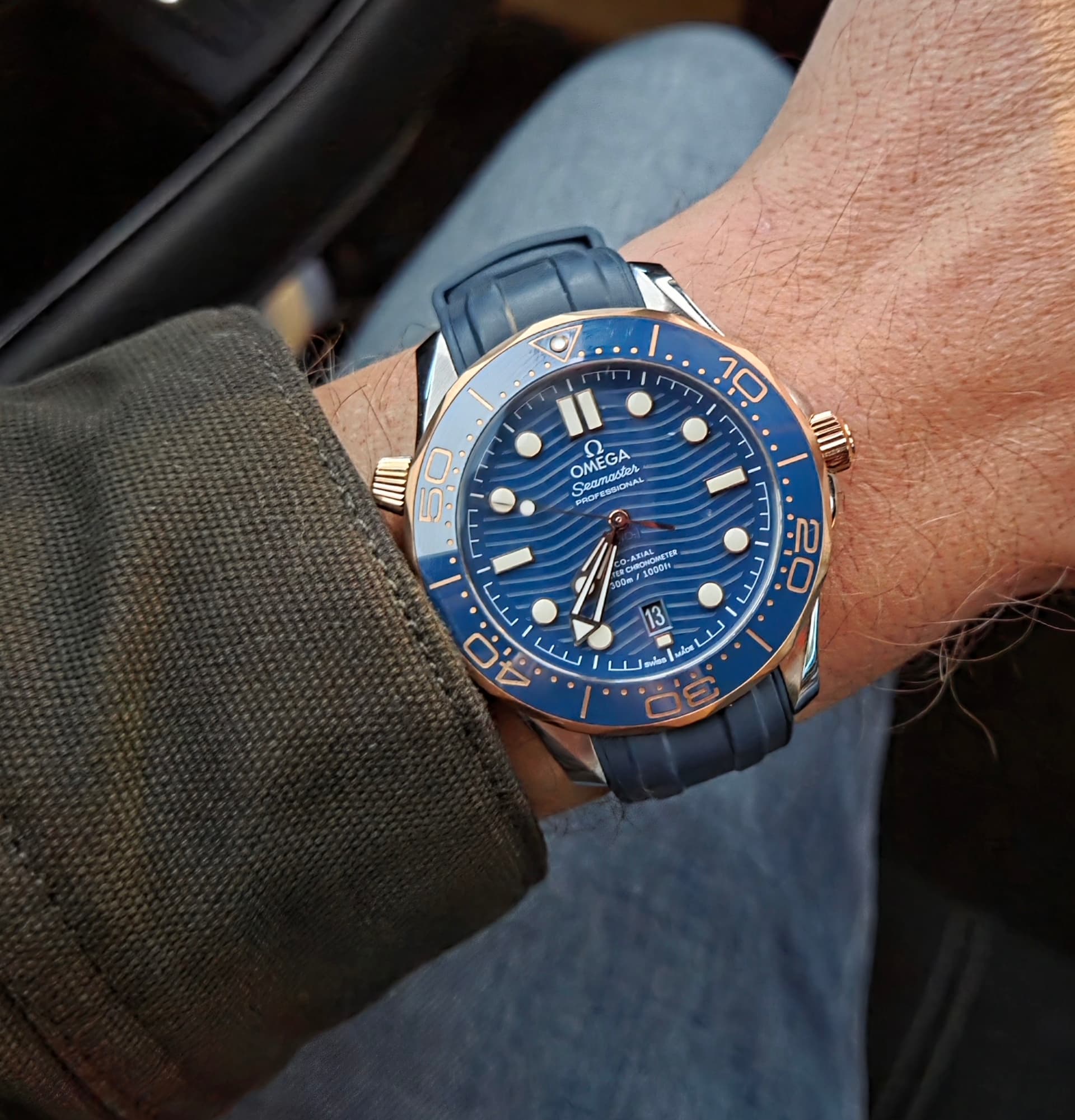 Omega wristshot 30