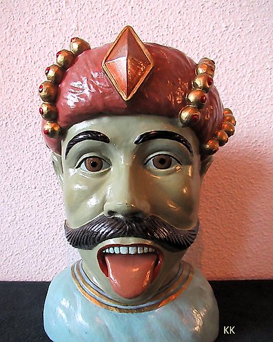 e6c31055-3012-420a-bc10-3c5beb196c58