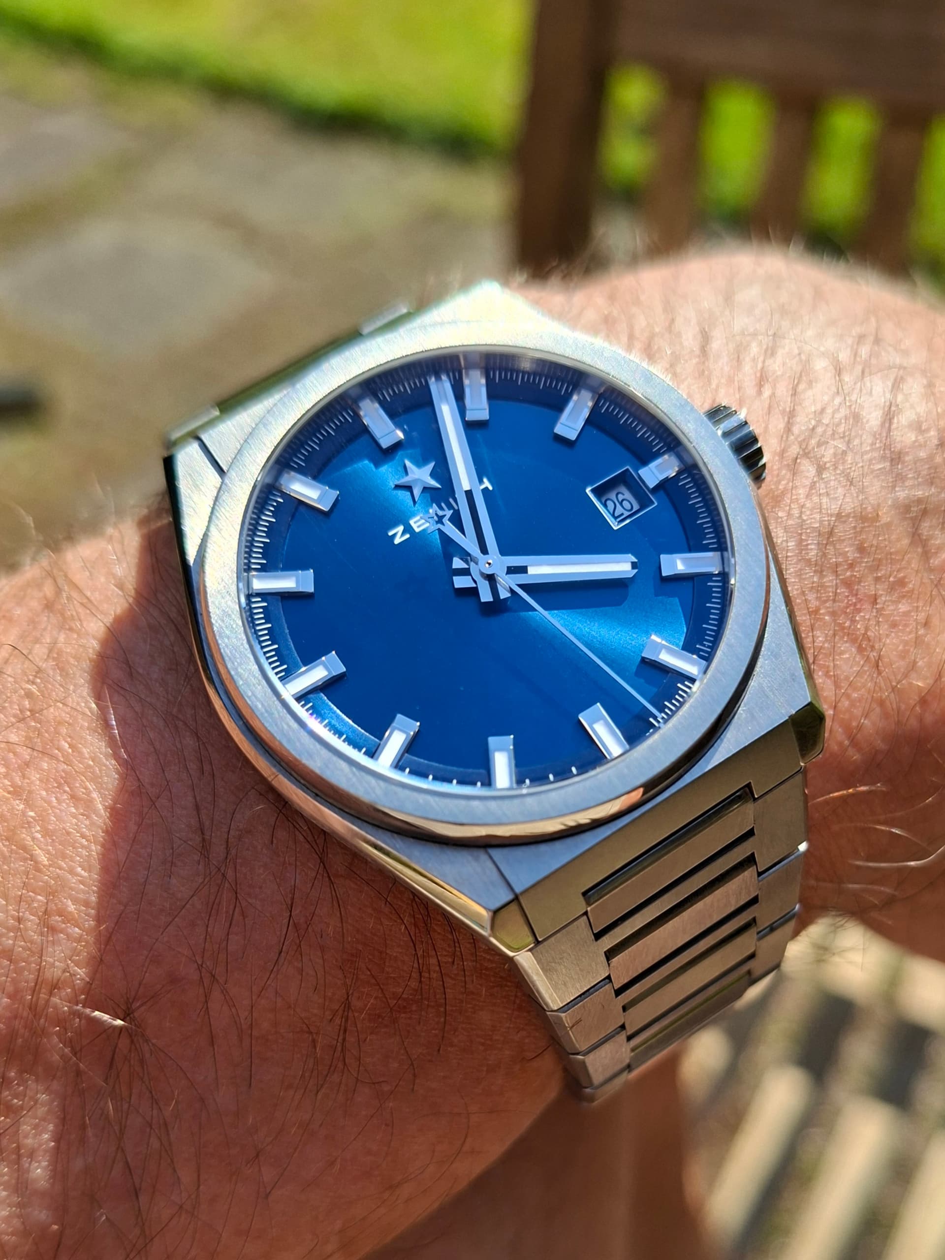 Zenith wristshot 20
