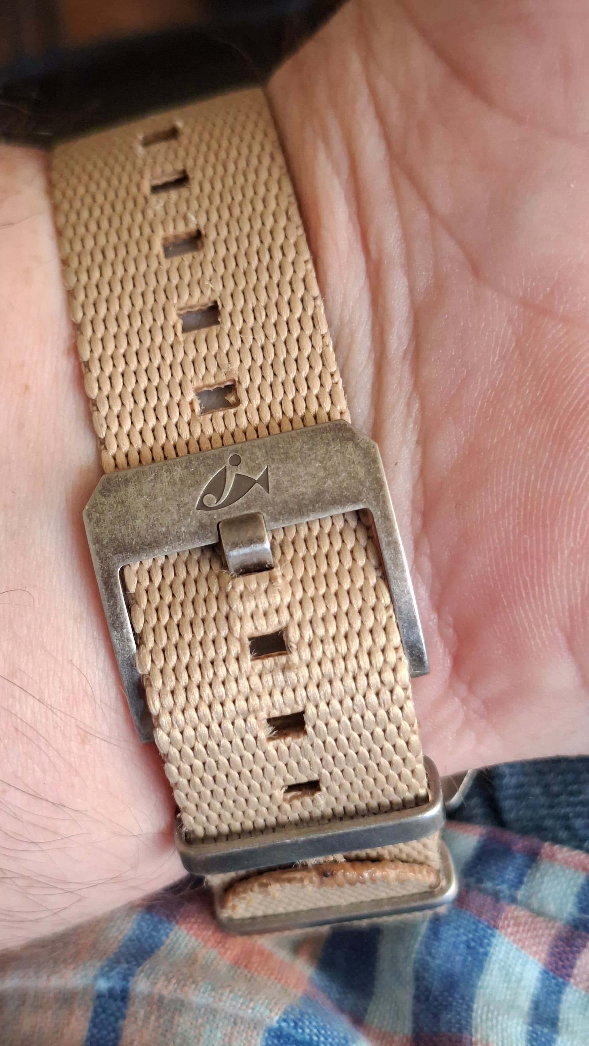 Doxa wristshot 12