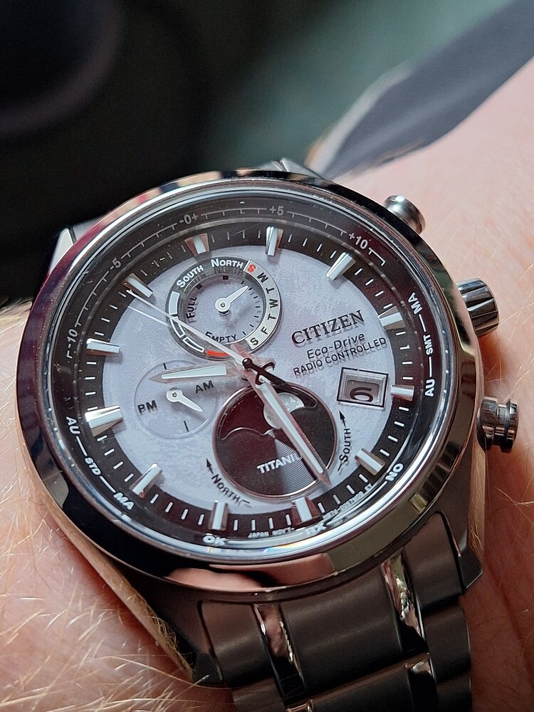 Citizen wristshot 38