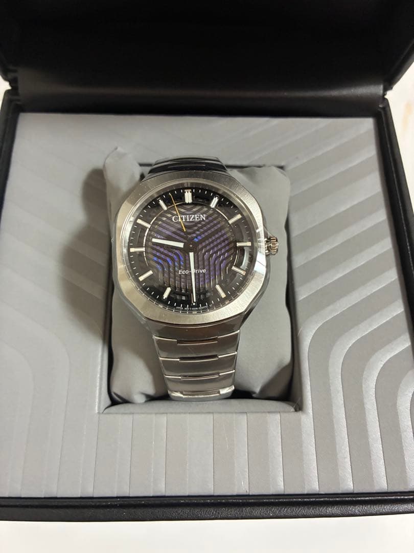 Citizen wristshot 36