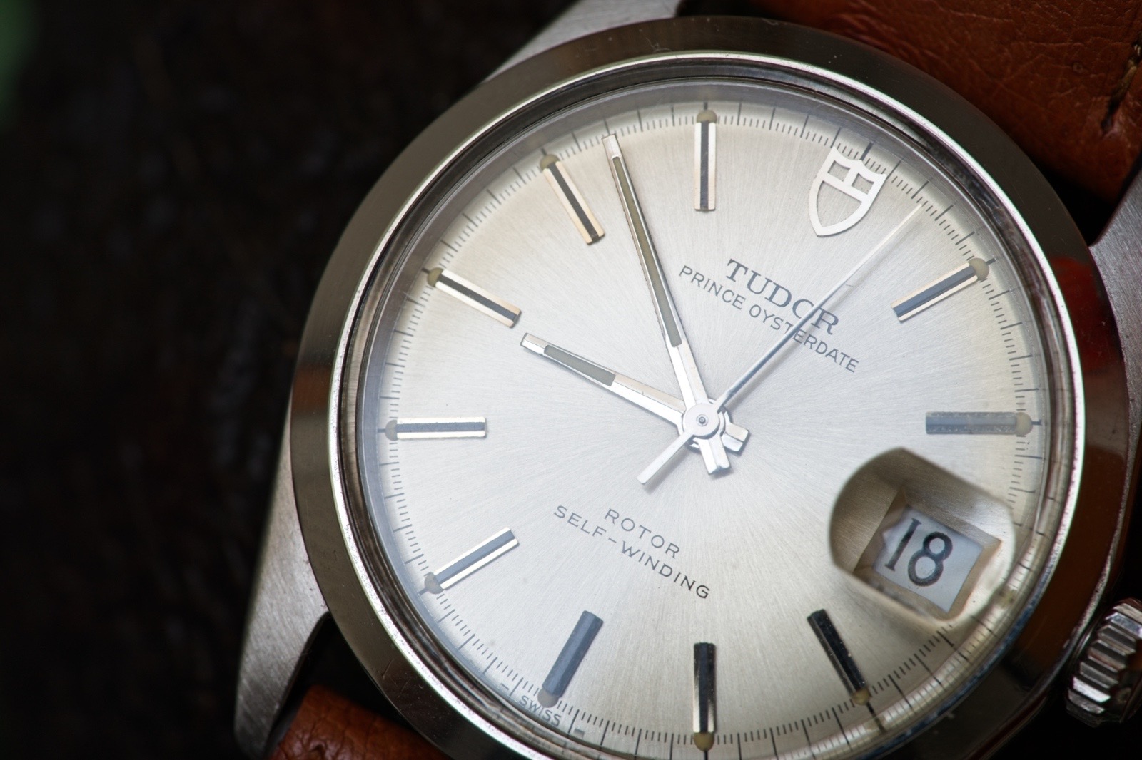 Tudor wristshot 15