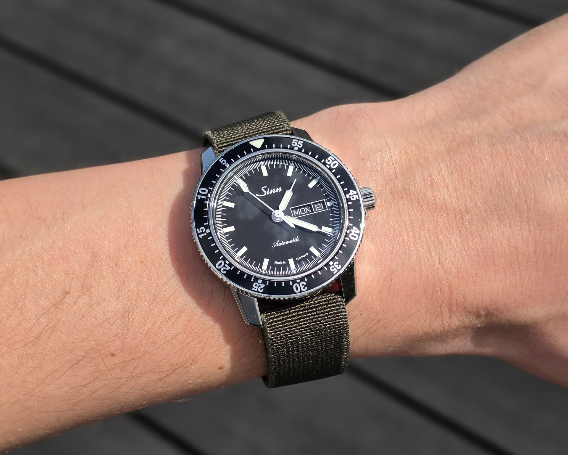 Sinn wristshot 22
