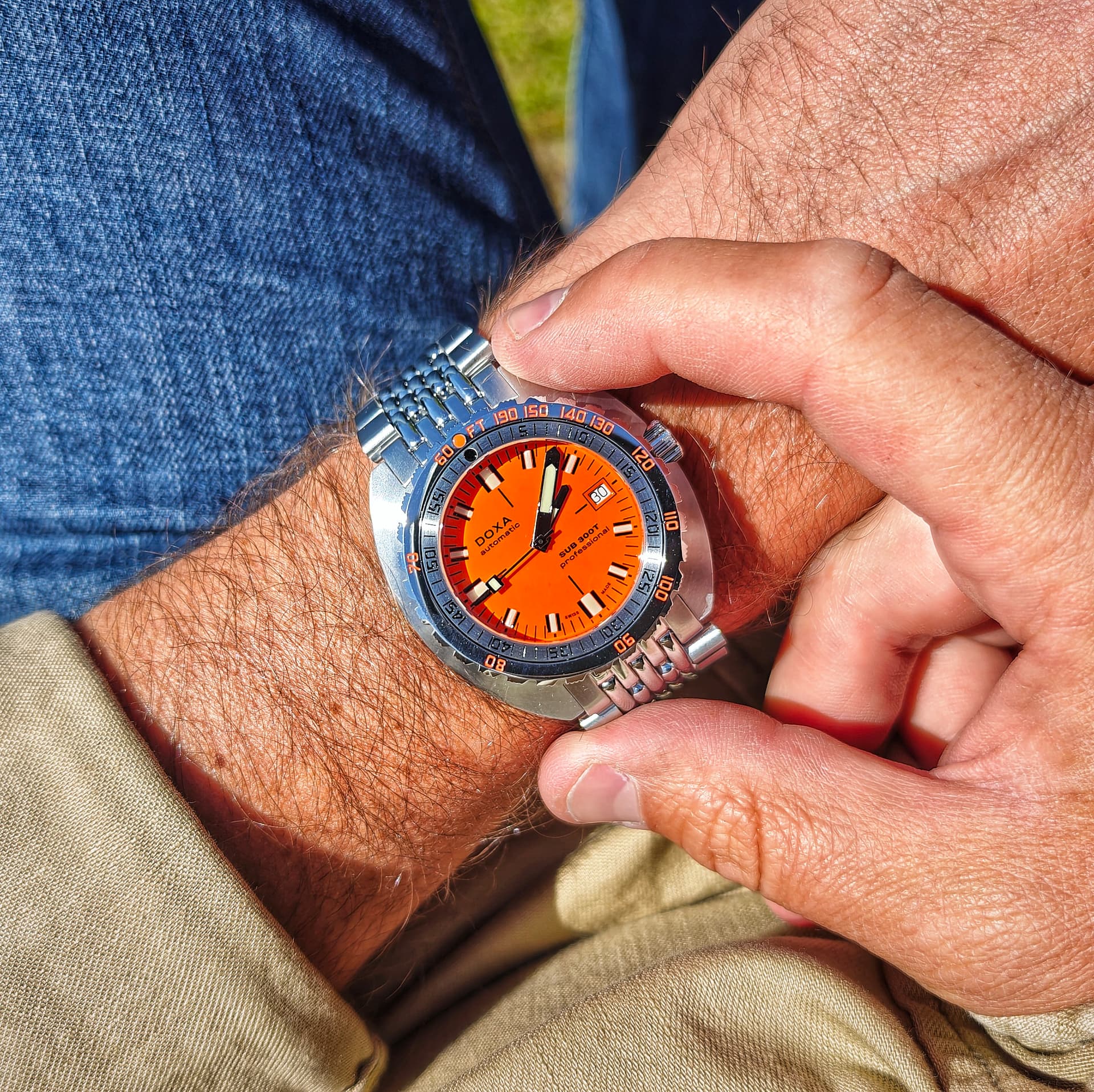 Doxa wristshot 18