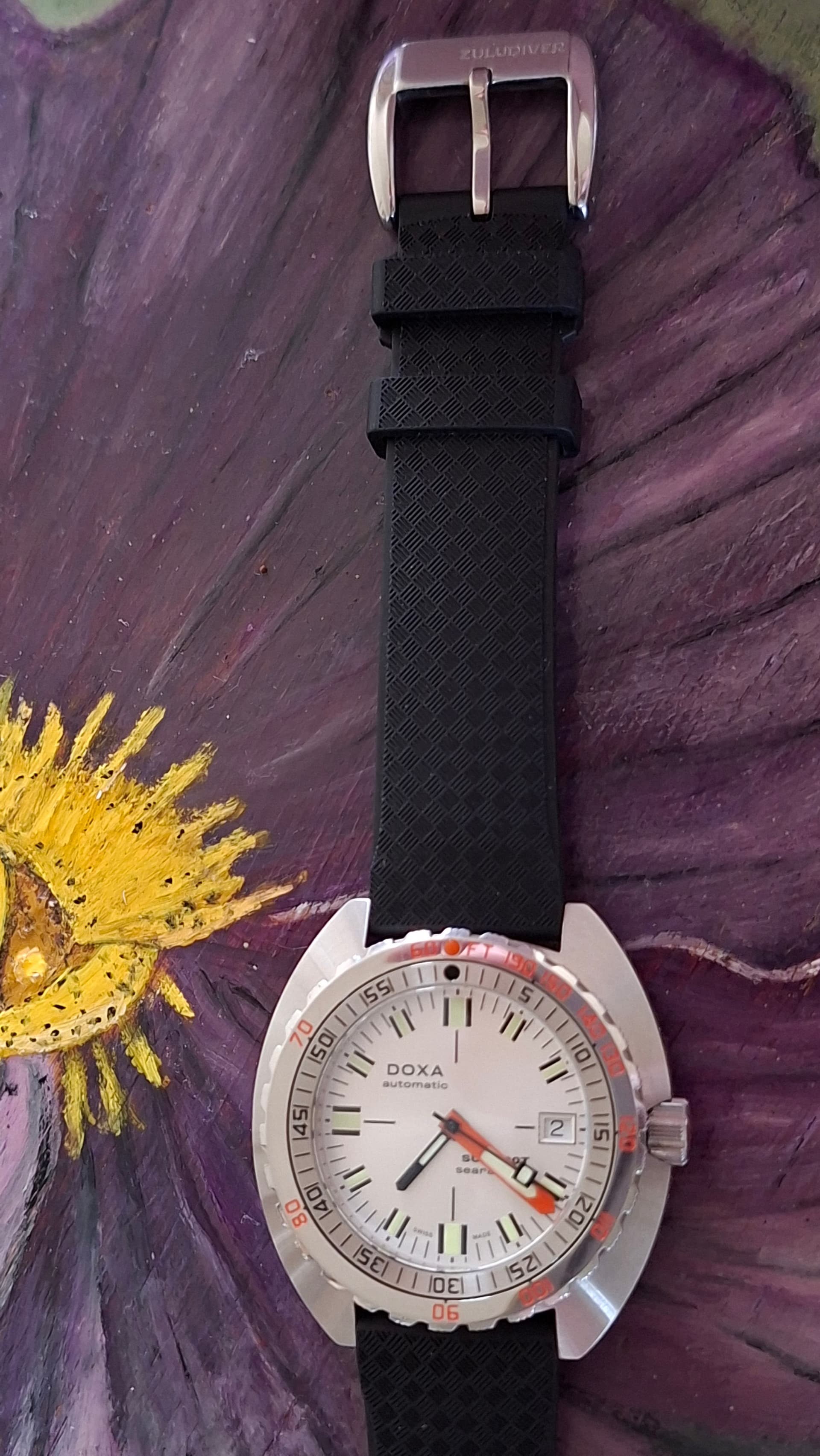 Doxa wristshot 14